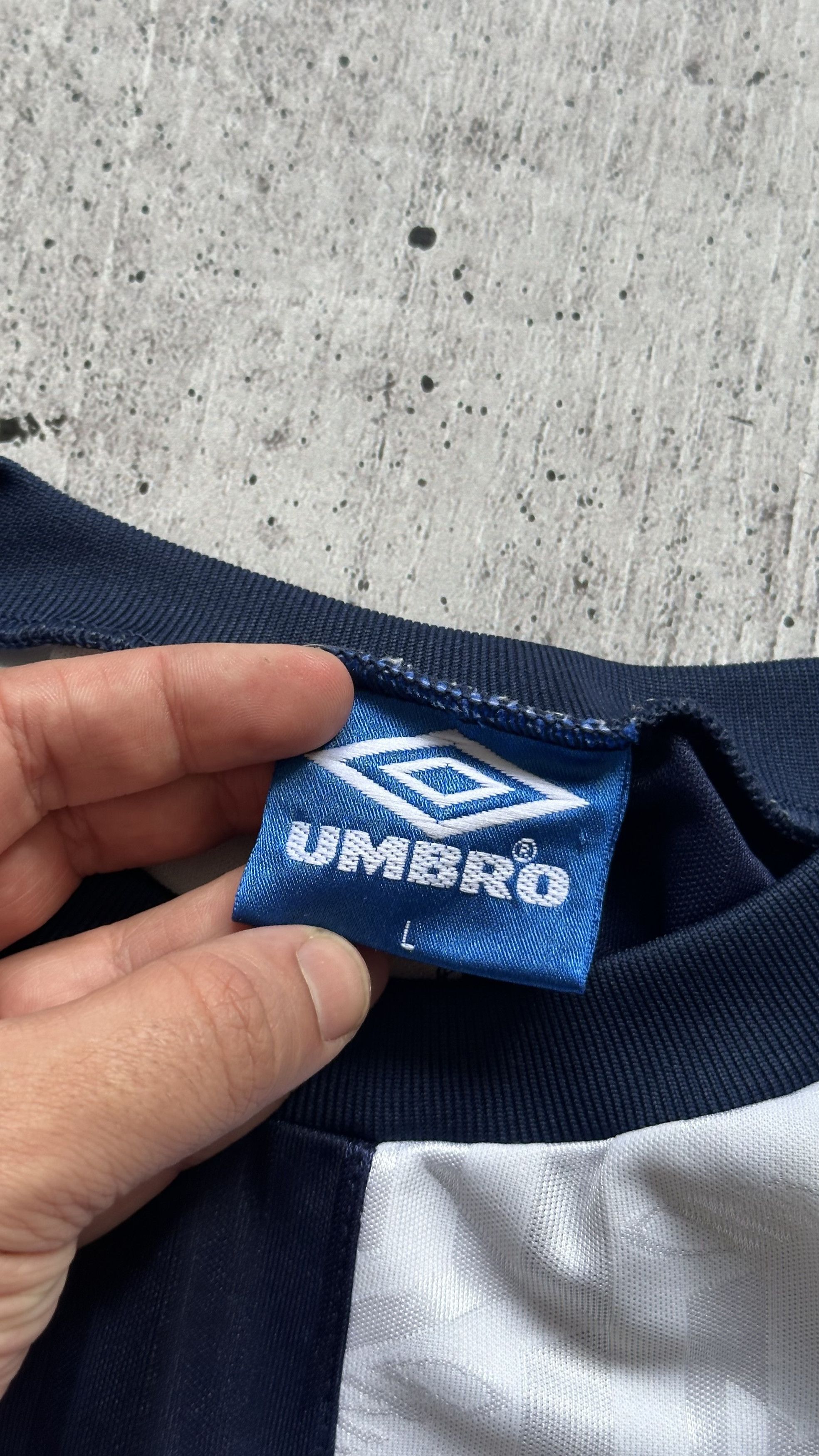 Umbro 90s Umbro England National Team Vintage Jersey Size US L / EU 52-54 / 3 - 10 Thumbnail