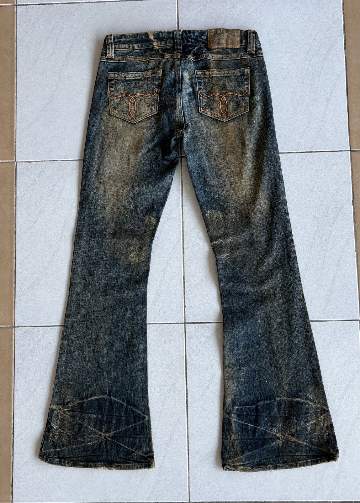 Japanese Brand Japanese High Quality Flared Jeans Distressed Denim Size US 29 - 10 Thumbnail
