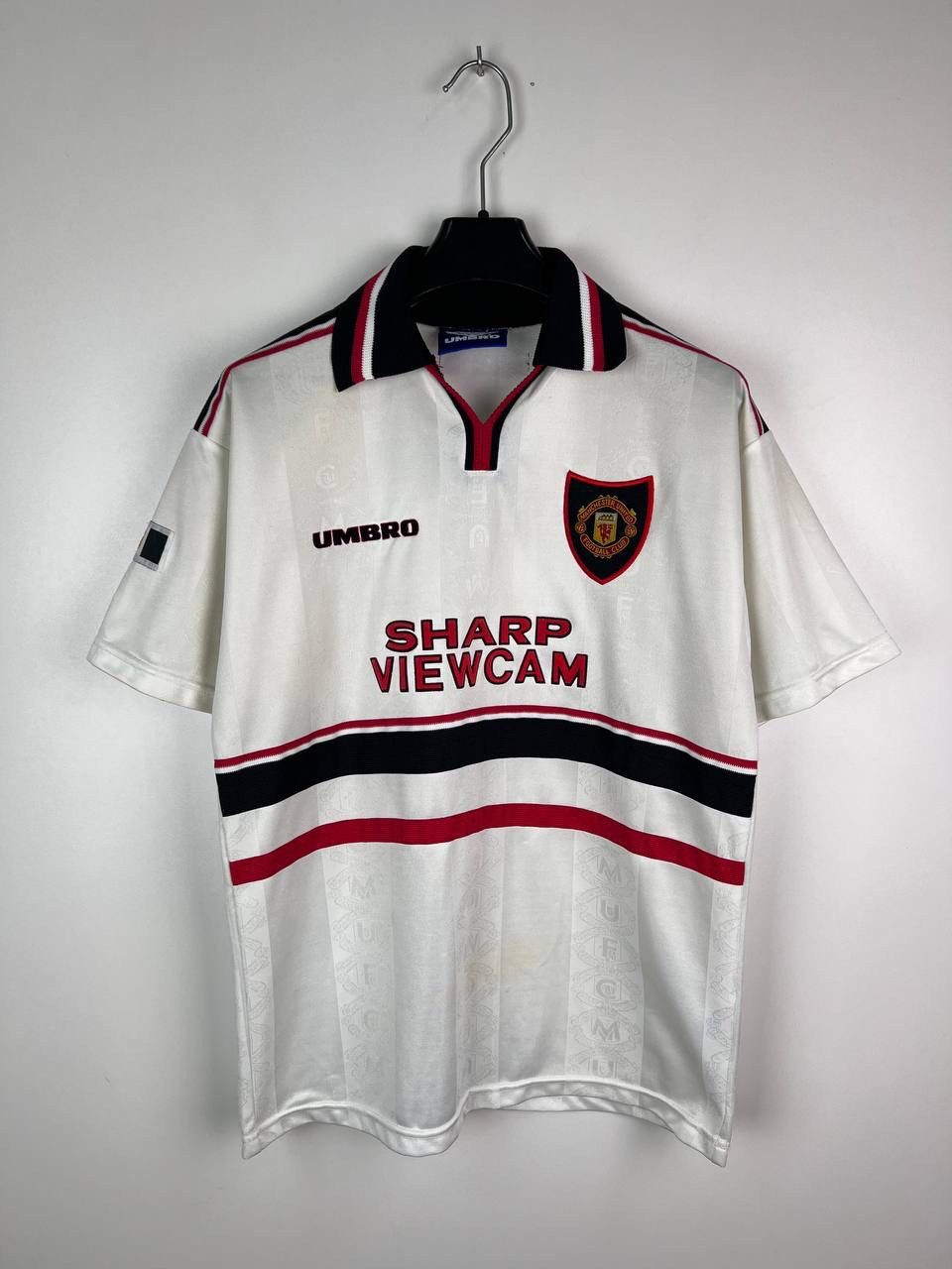 Other Manchester United Umbro 1997/99 tee kids 12/13 years man XS Size US XS / EU 42 / 0 - 1 Thumbnail