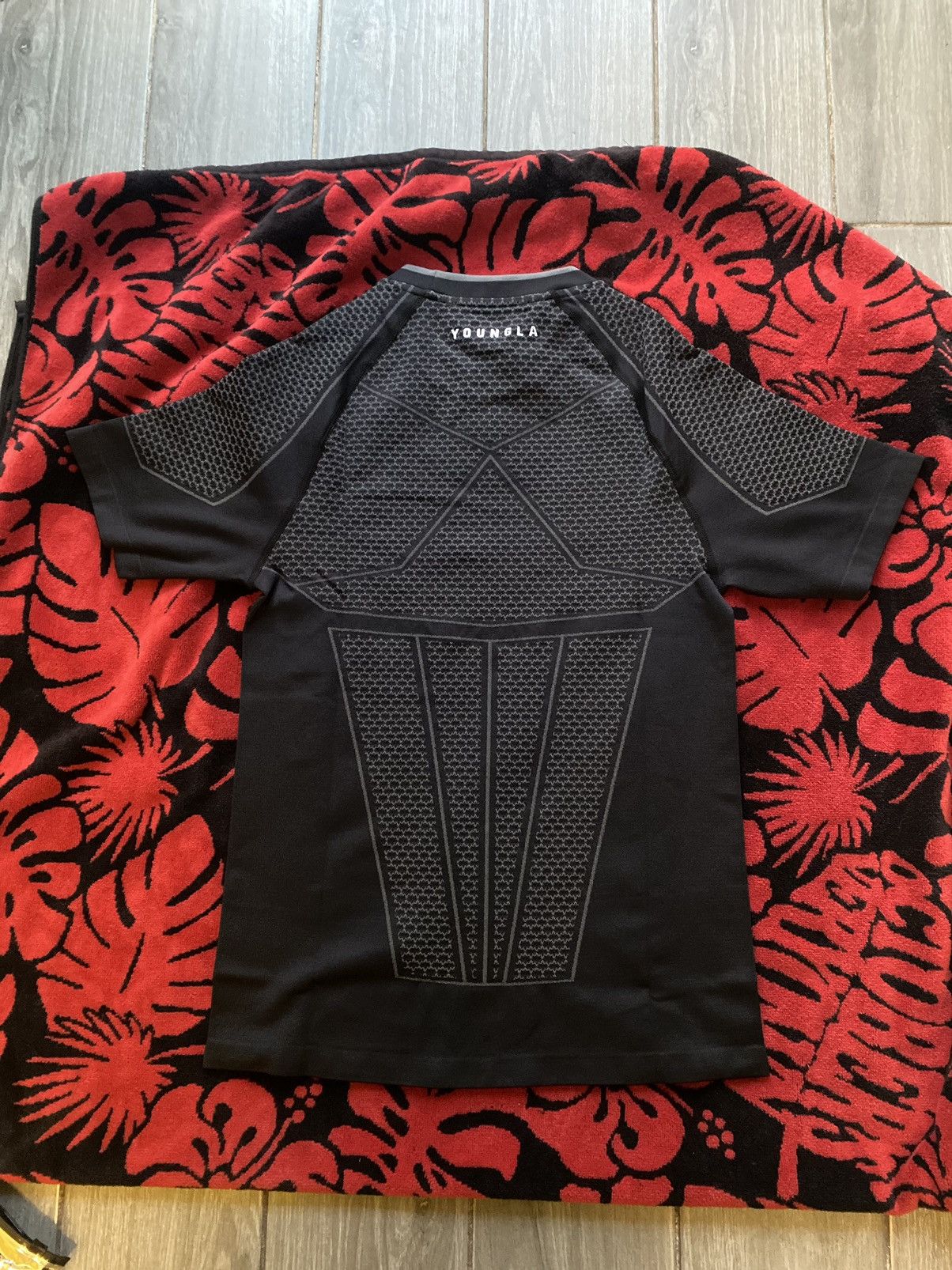 YoungLA YoungLa Batman Compression Tees Large Size US L / EU 52-54 / 3 - 2 Thumbnail