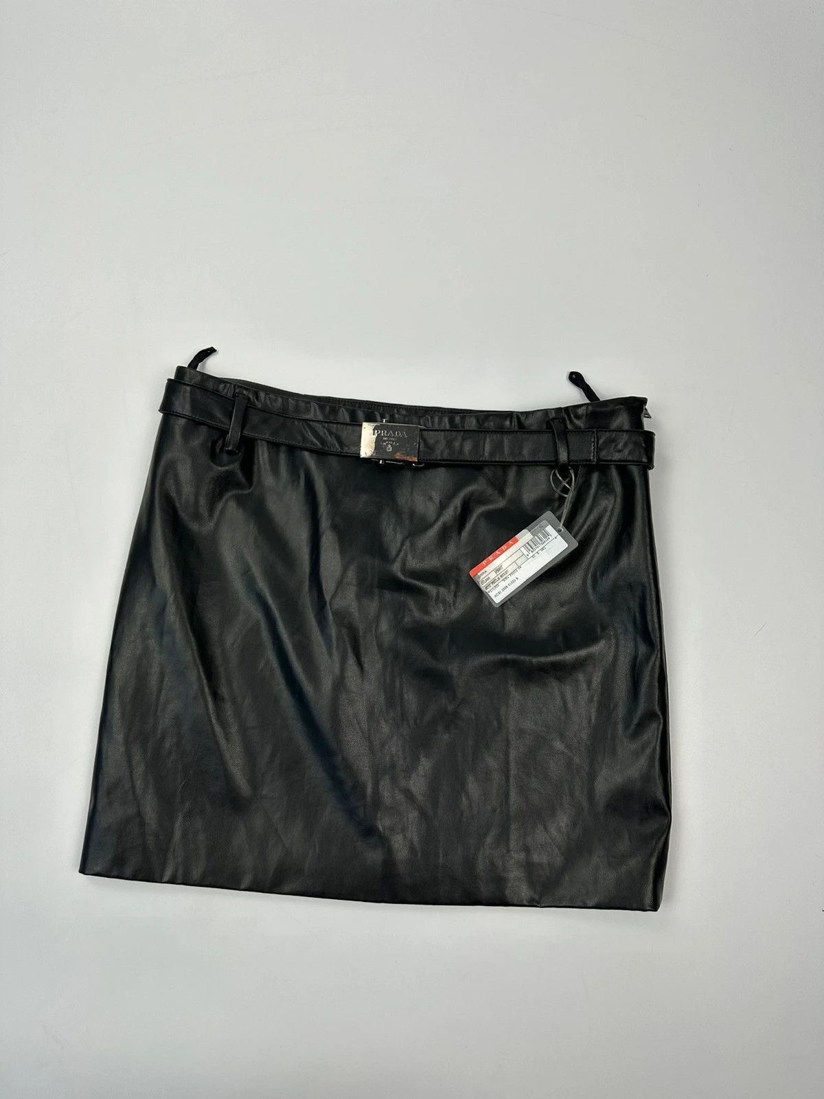 Prada Prada Sport SS2008 Black Shiny Belt Skirt Size 38" / US 16 / IT 52 - 1 Thumbnail