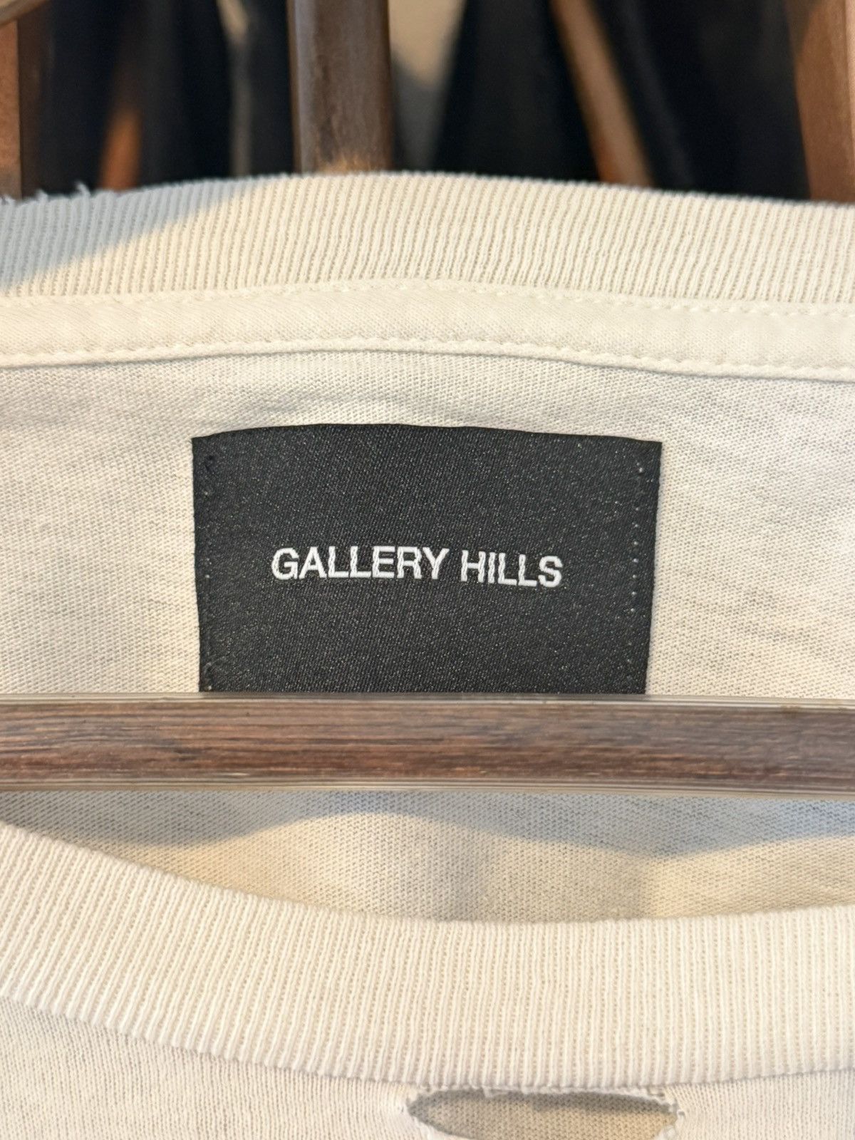 Other Gallery Hills Summer Affair Art Basel Tee Size US L / EU 52-54 / 3 - 4 Thumbnail