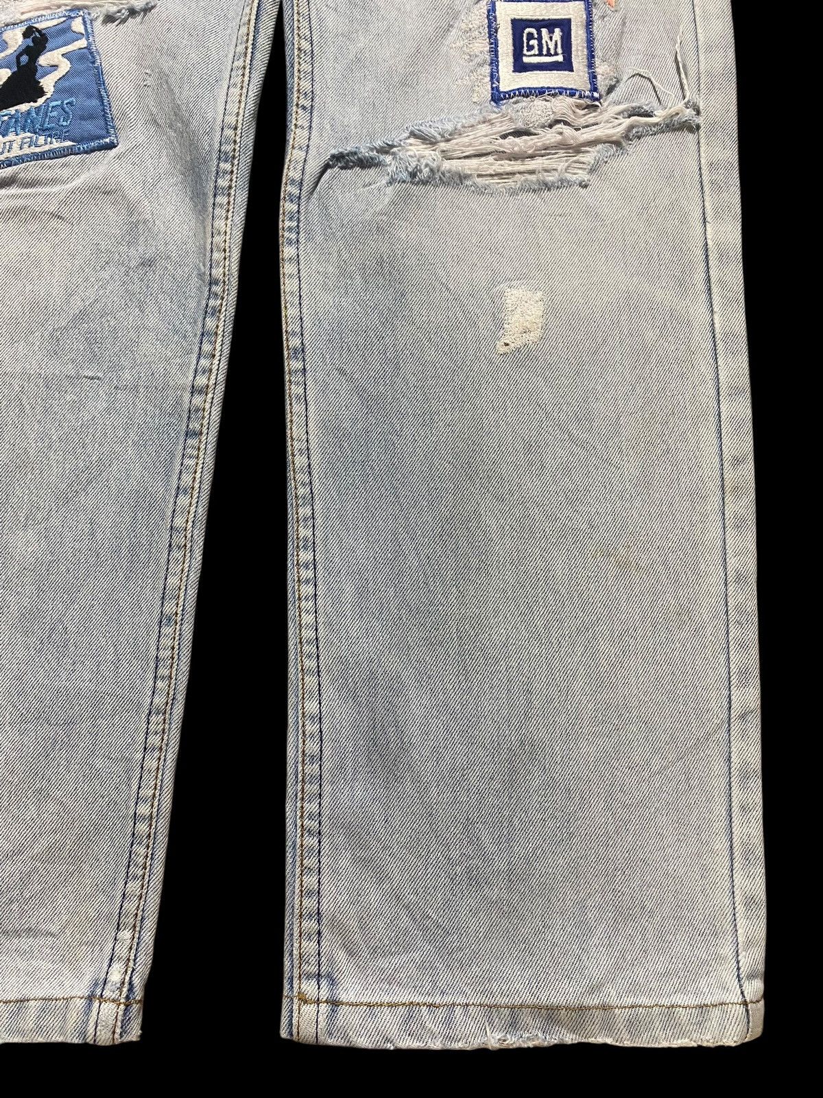 Levi's Vintage Clothing Vintage Levis 525 Light Wash Patched Distressed Jeans Size US 29 - 8 Thumbnail