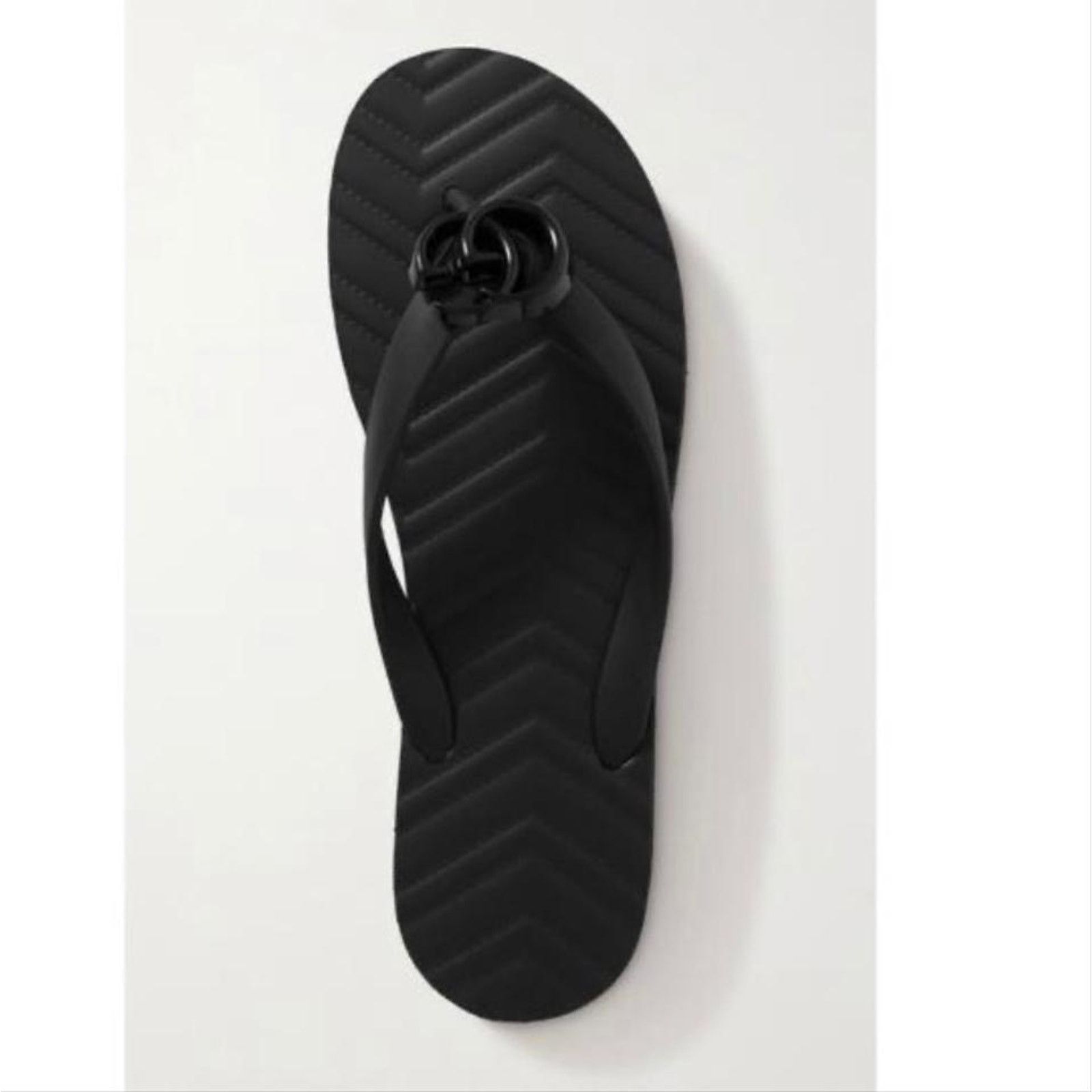 Gucci GUCCI Marmont GG Pascar logo rubber flip flops sandals Size US 12 / IT 42 - 7 Thumbnail