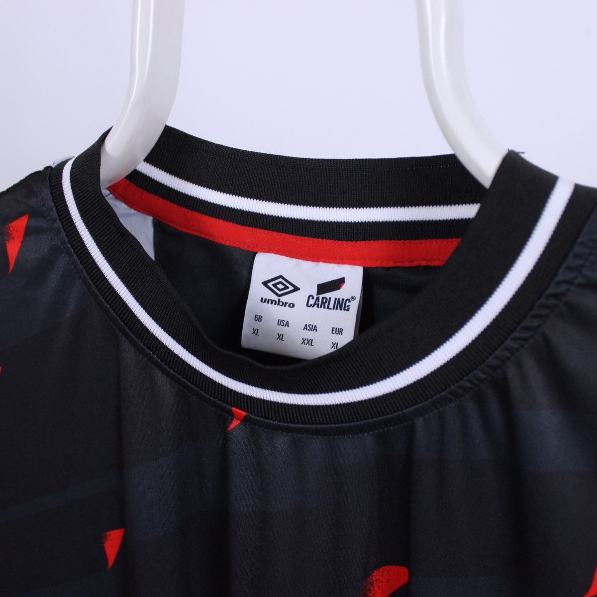 Umbro Umbro Carling Jersey Center Logo Lampas T-Shirt Size US XL / EU 56 / 4 - 3 Thumbnail