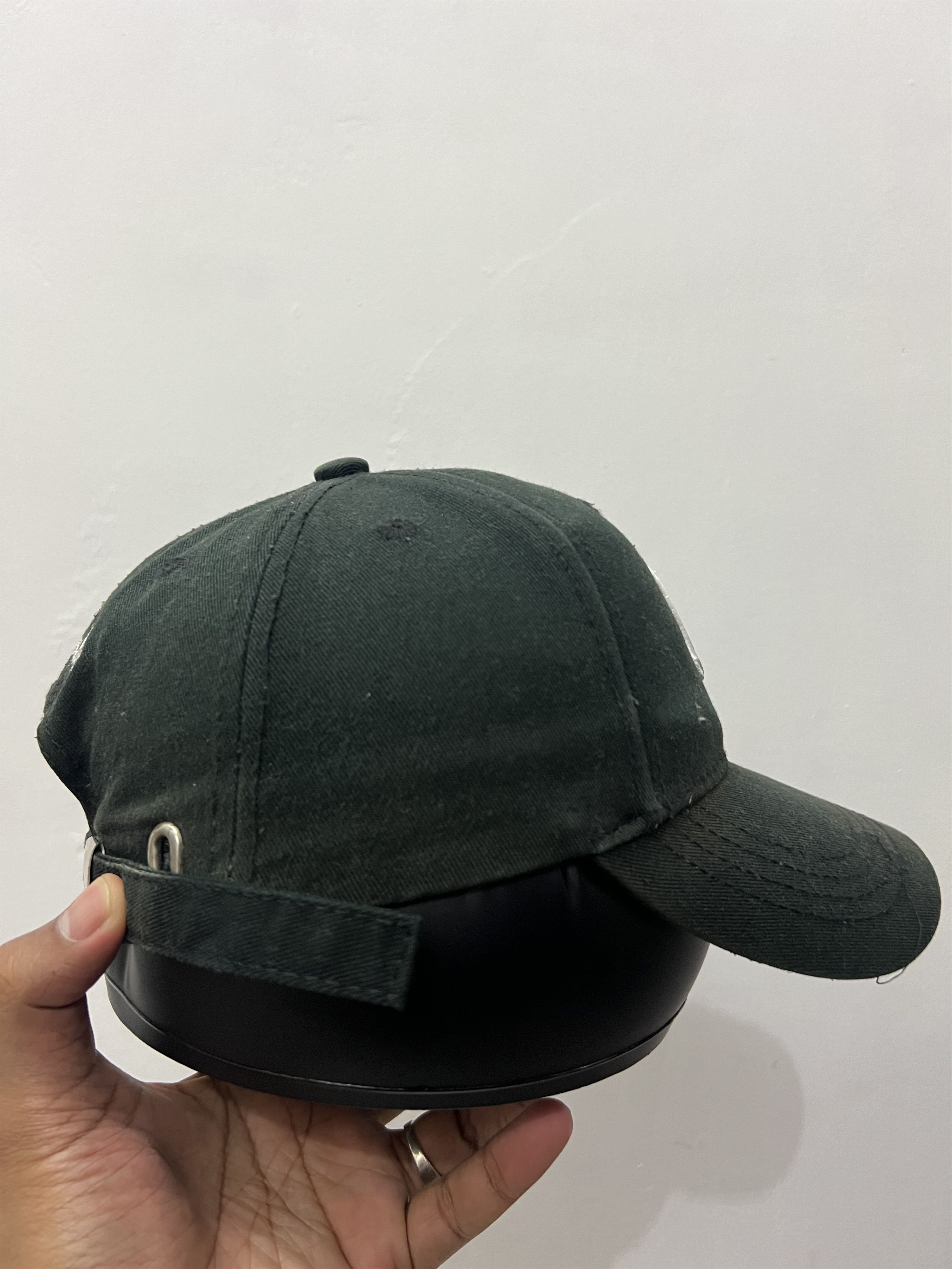 New York Yankees New York Yankees Hat Size ONE SIZE - 5 Thumbnail