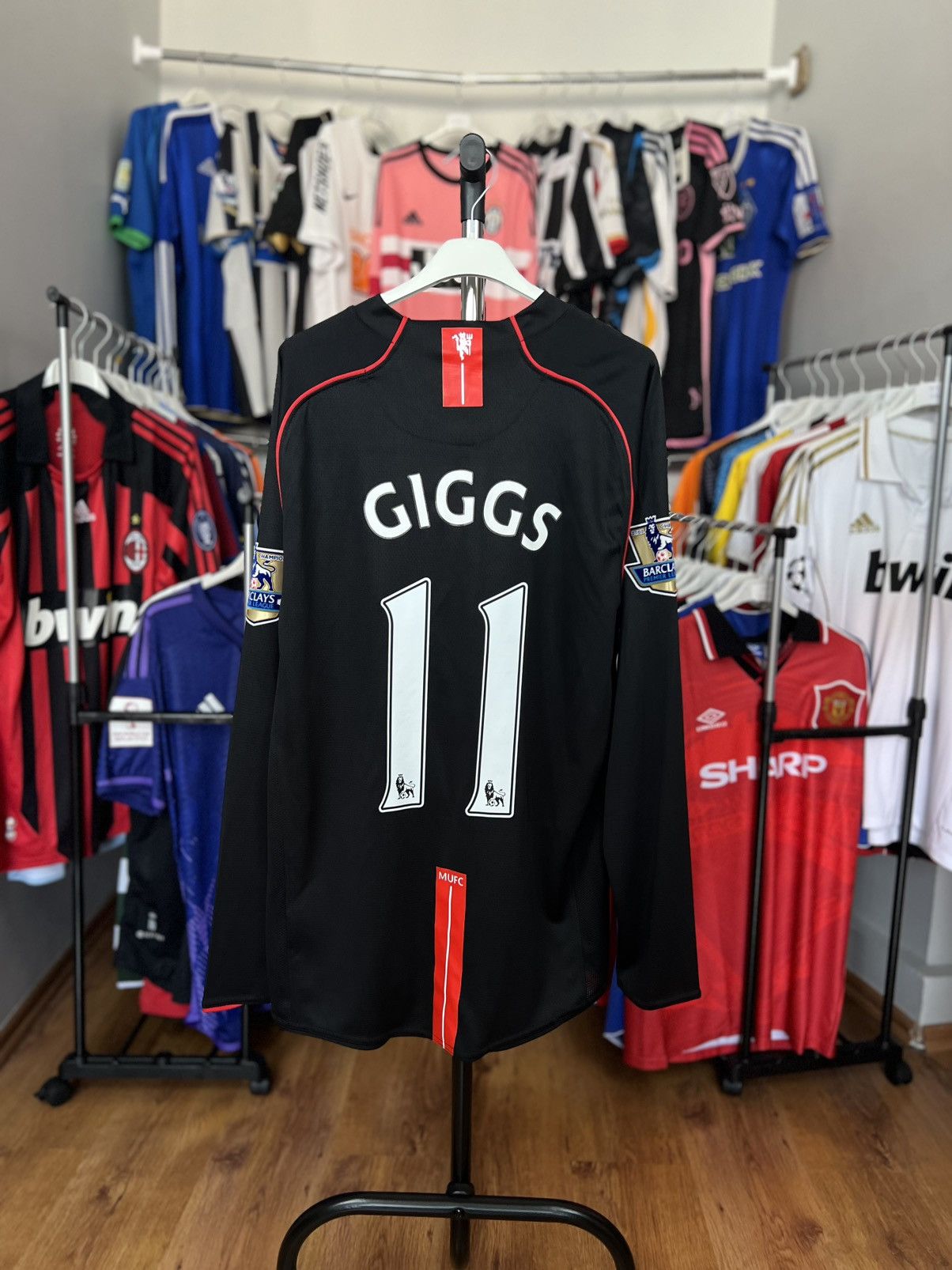 Nike Soccer Jersey Nike Manchester United 2007/08 Giggs #11 Size US L / EU 52-54 / 3 - 1 Thumbnail