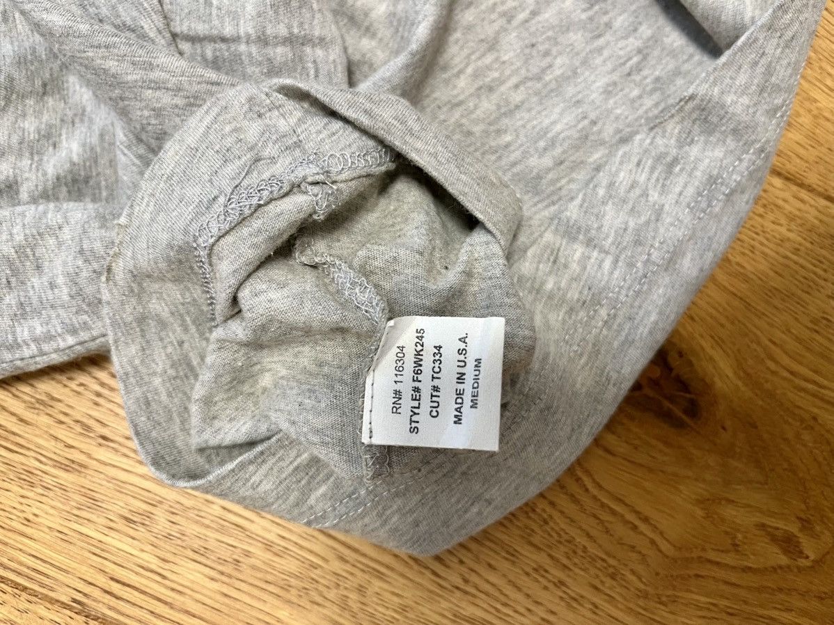 Converse Converse × John Varvatos “Chuck Buddy” Graphic Tee — Grey Size M / US 6-8 / IT 42-44 - 5 Thumbnail