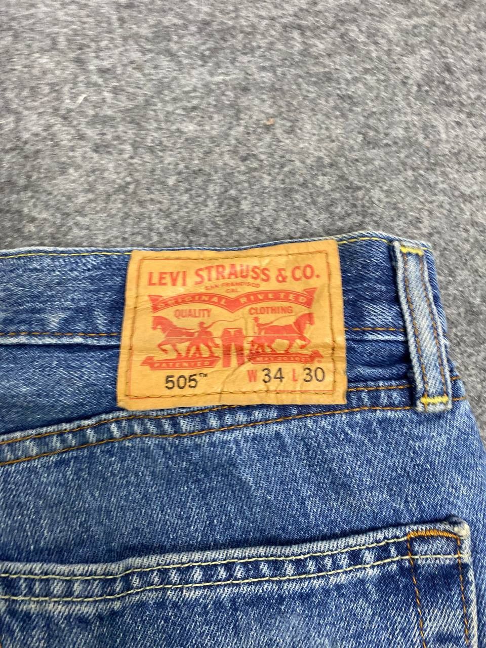 Levi's levis 505 relaxed fit distressed denim nice design Size US 36 / EU 52 - 8 Thumbnail
