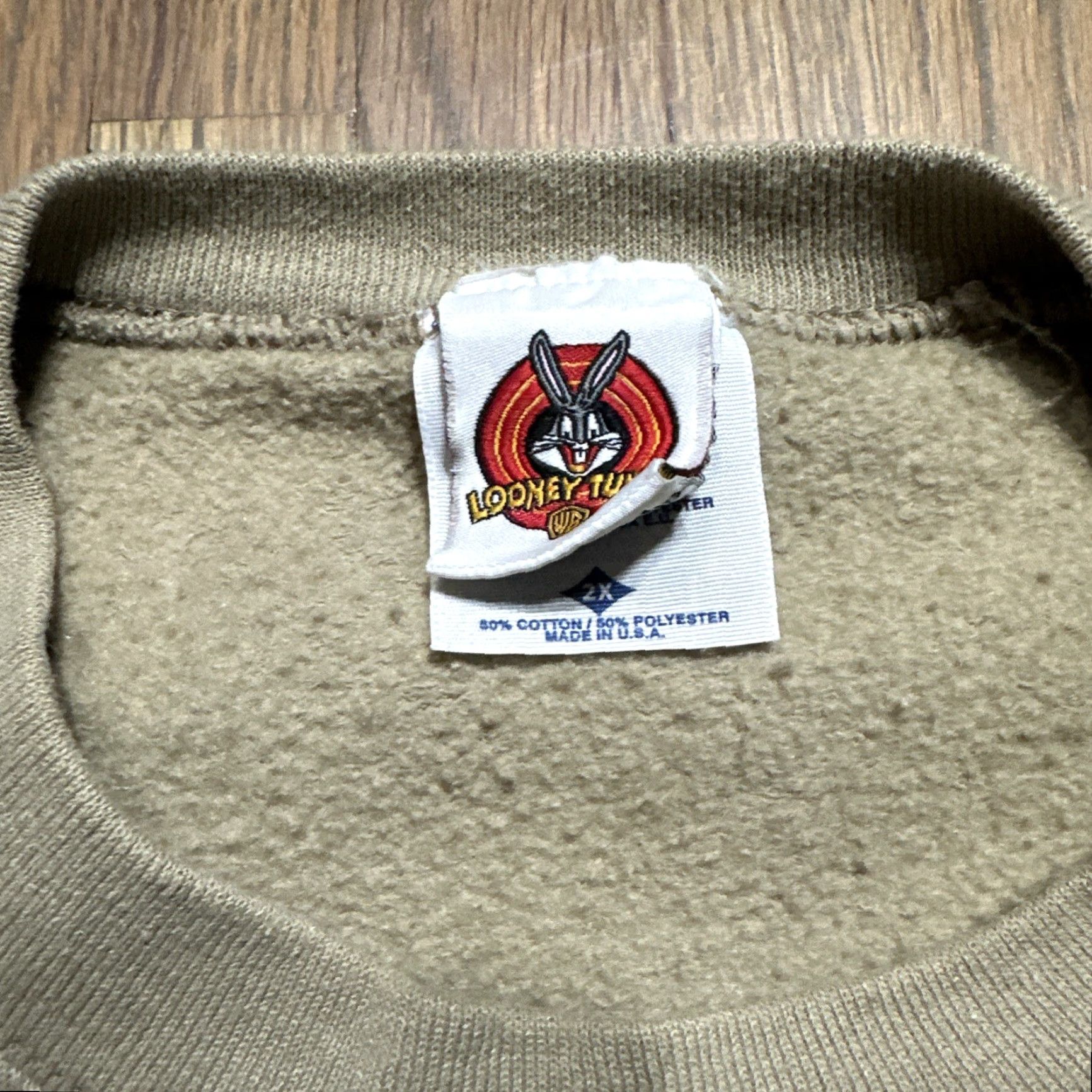 Vintage VINTAGE Tweety Bird Looney Tunes Graphic Sweatshirt Sweatshirt 2XL Brown Mens Slim Long Sleeve Crew Neck Graphic Print 80s 90s Cartoon Size US XXL / EU 58 / 5 - 4 Thumbnail