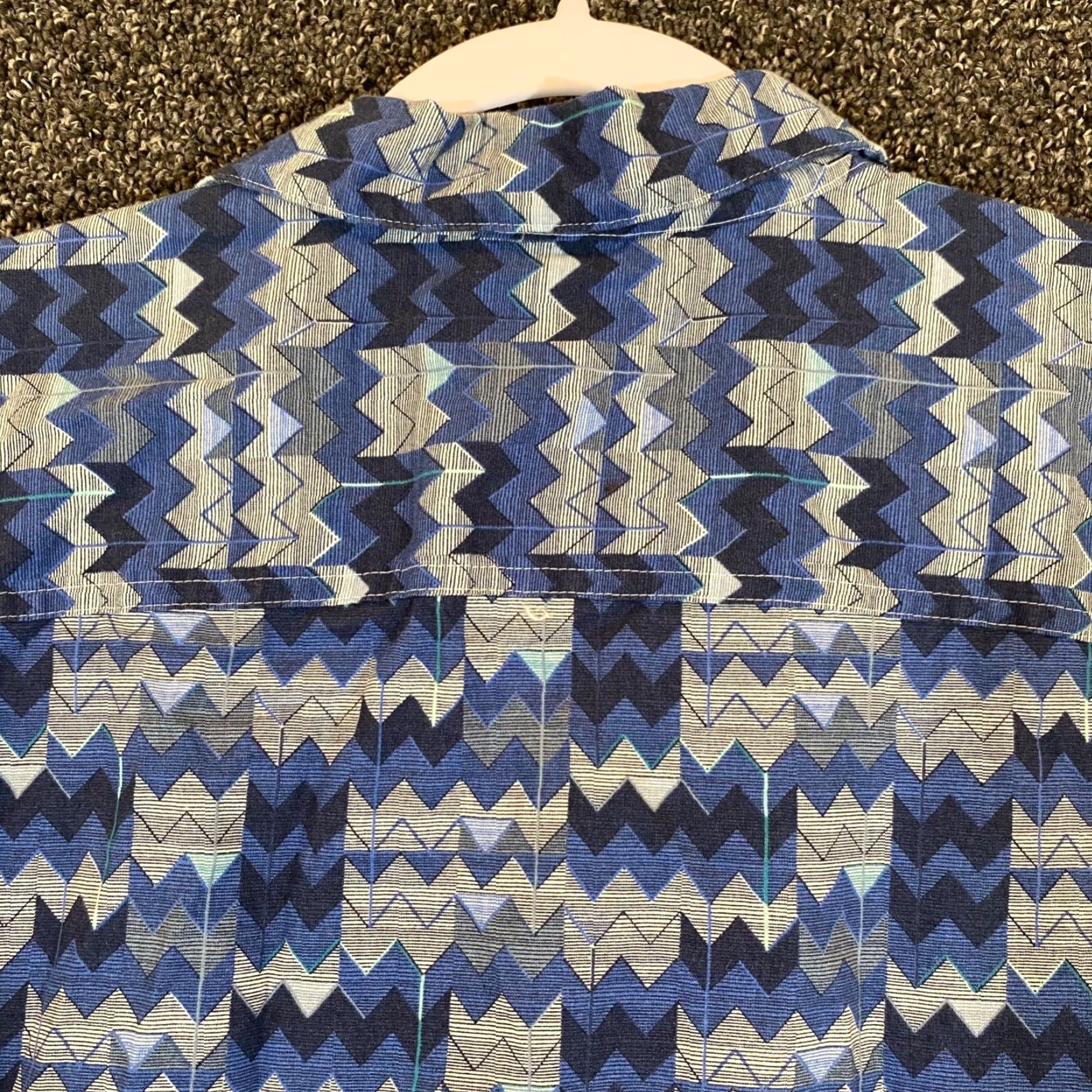 Vintage L.L. Bean Men's Shirt Large Blue Geometric Short Sleeve Button-Up Outdoor Casual Formal Travel Size US L / EU 52-54 / 3 - 7 Thumbnail
