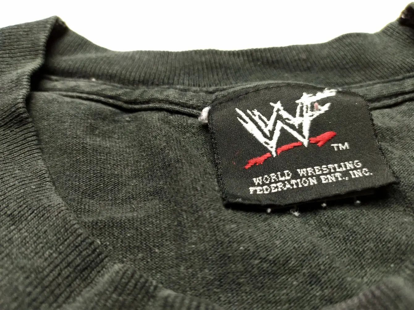 Vintage Vintage The Rock 2001 Wrestling MTV T-shirt Size US M / EU 48-50 / 2 - 4 Thumbnail