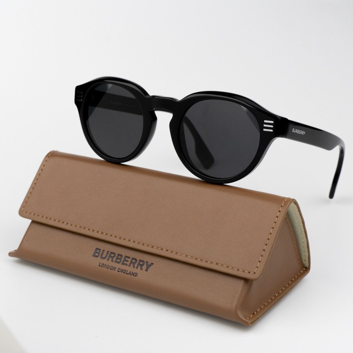 Burberry NEW Burberry BE4404 300187 Oval Unisex Sunglasses BE4404 Size ONE SIZE - 1 Thumbnail