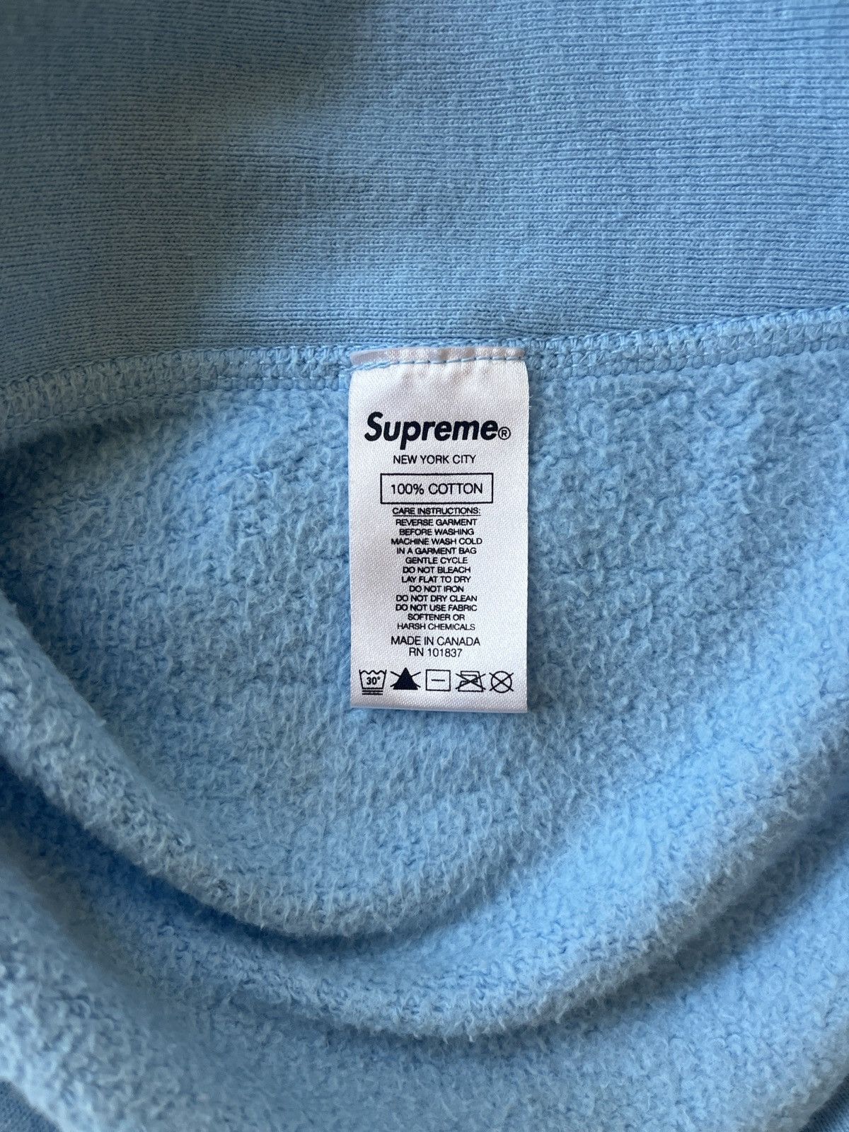 Supreme MESSAGE BEFORE BUYING Light Blue Rhinestone Supreme Hoodie Size US M / EU 48-50 / 2 - 5 Thumbnail