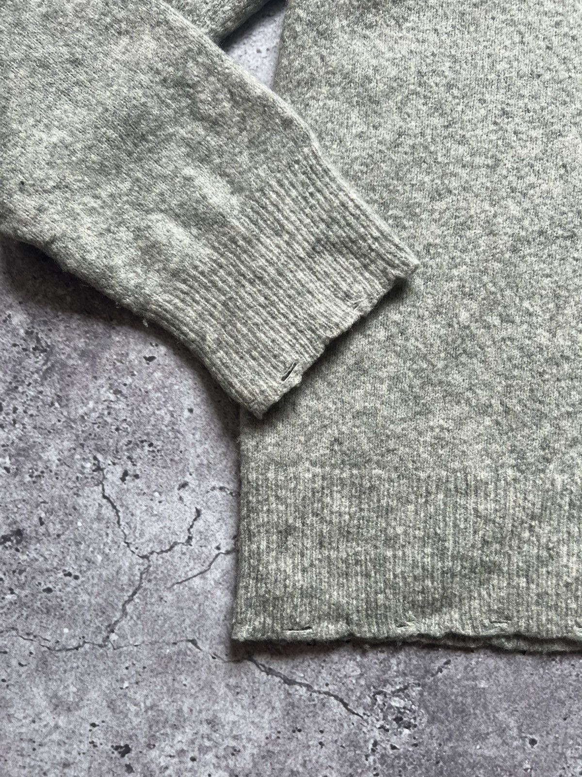Allsaints AllSaints Wool Distressed Sweater Gray Medium Men's Size US M / EU 48-50 / 2 - 7 Thumbnail