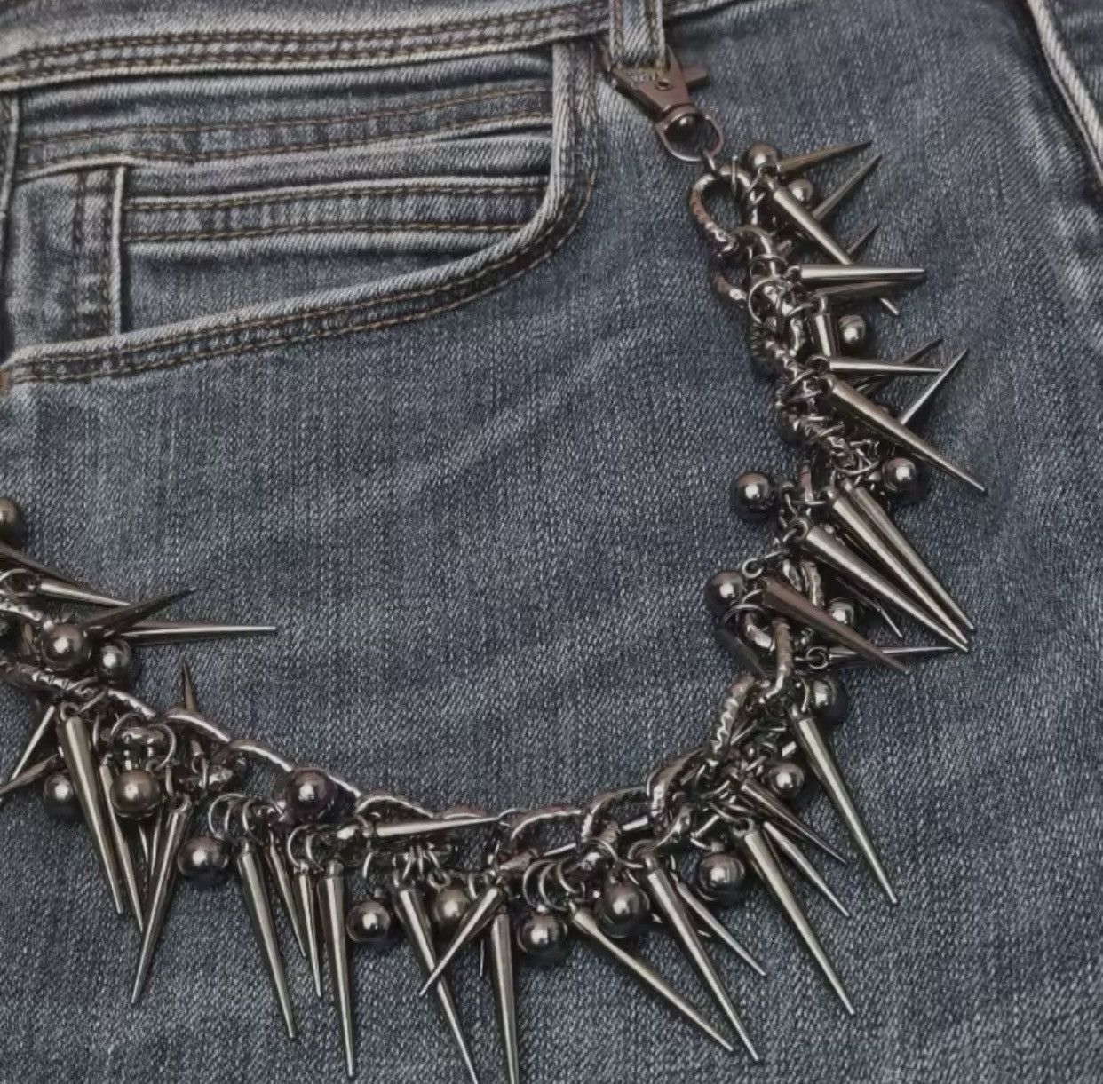 Japanese Brand Retro streetwear punk rivet spike pants pocket chain Size ONE SIZE - 2 Thumbnail