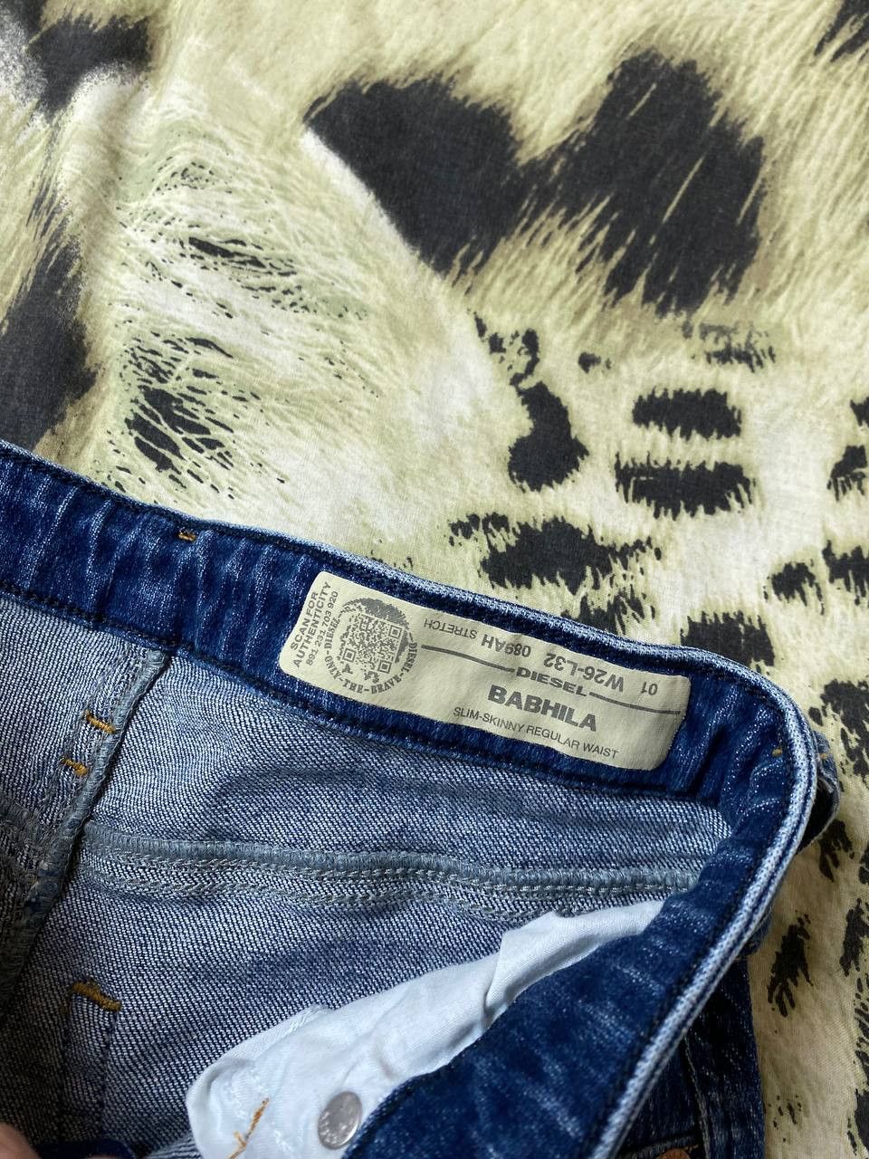 Diesel × Vintage Vintage Diesel Denim Jeans Skinny Fit Logo Size 26" / US 2 / IT 38 - 2 Thumbnail