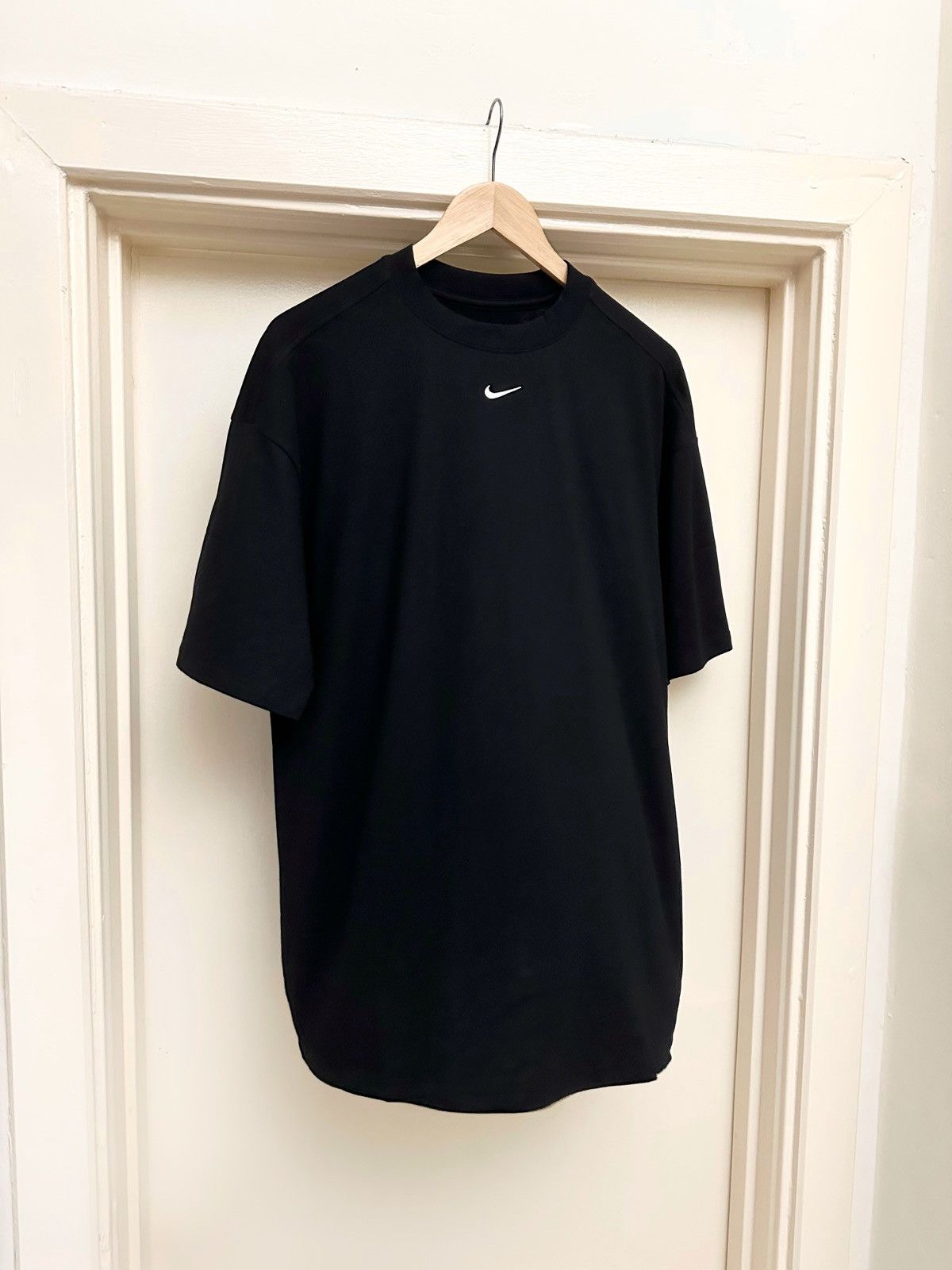 Nike Tick Nike T Shirt Middle Logo Nike Clothes Nike Tee Logo In