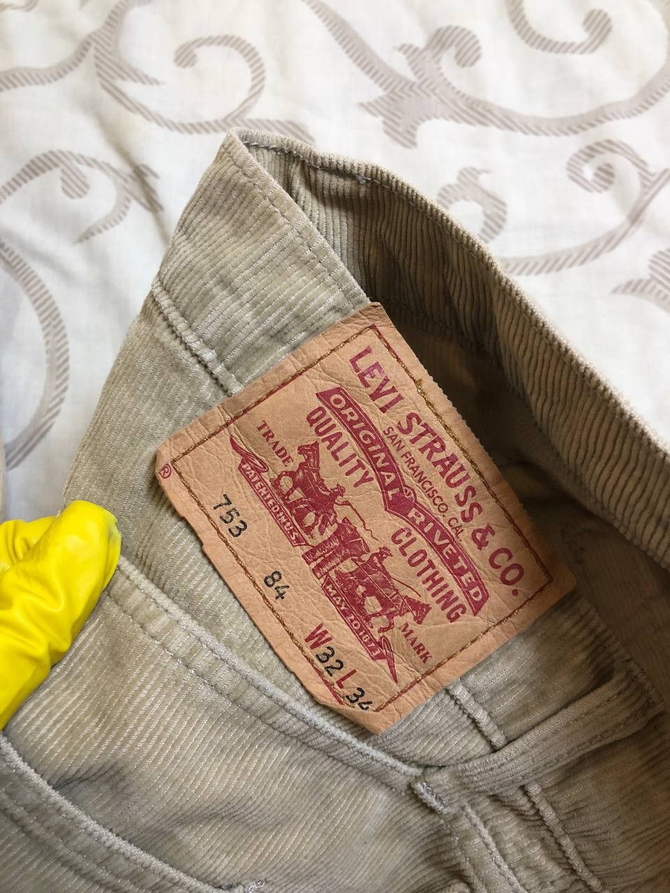 Levi's Levi’s 753 Corduroy Pants Made in USA – Size W32 L34 Size US 32 / EU 48 - 10 Thumbnail