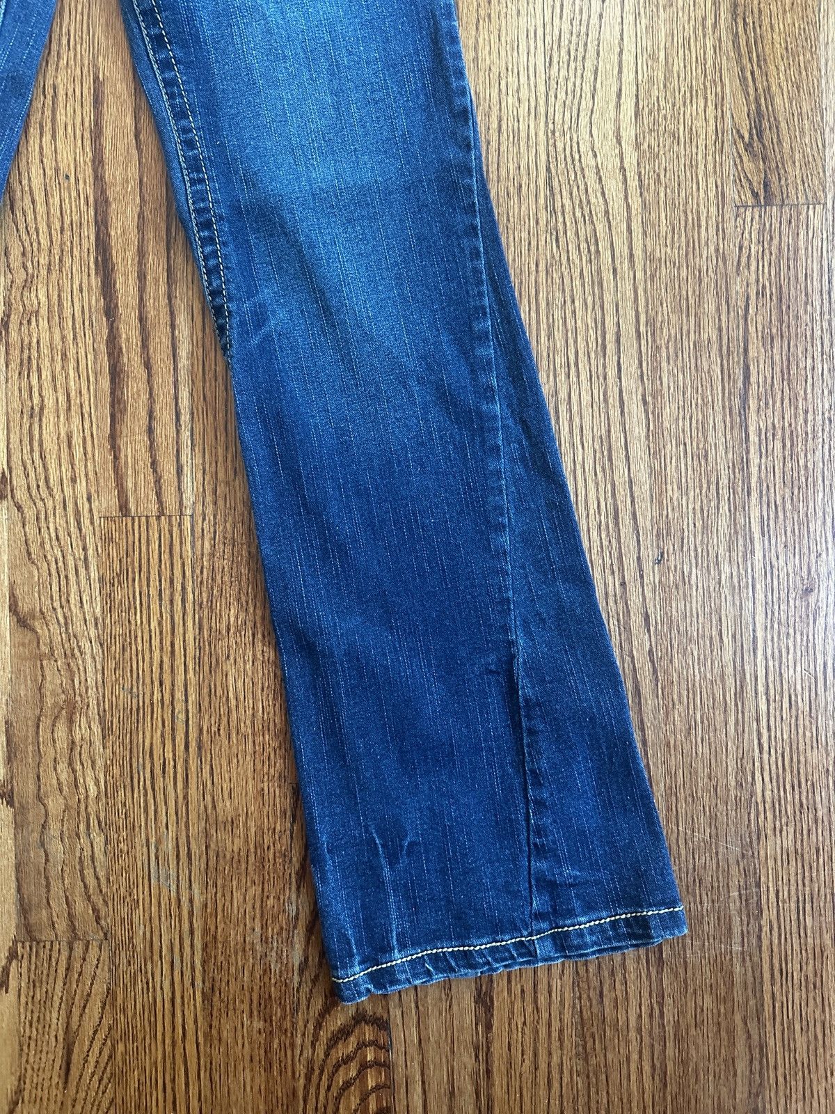 True Religion Flared true religion jeans size 29, section JOEY BIG T Size US 29 - 9 Thumbnail