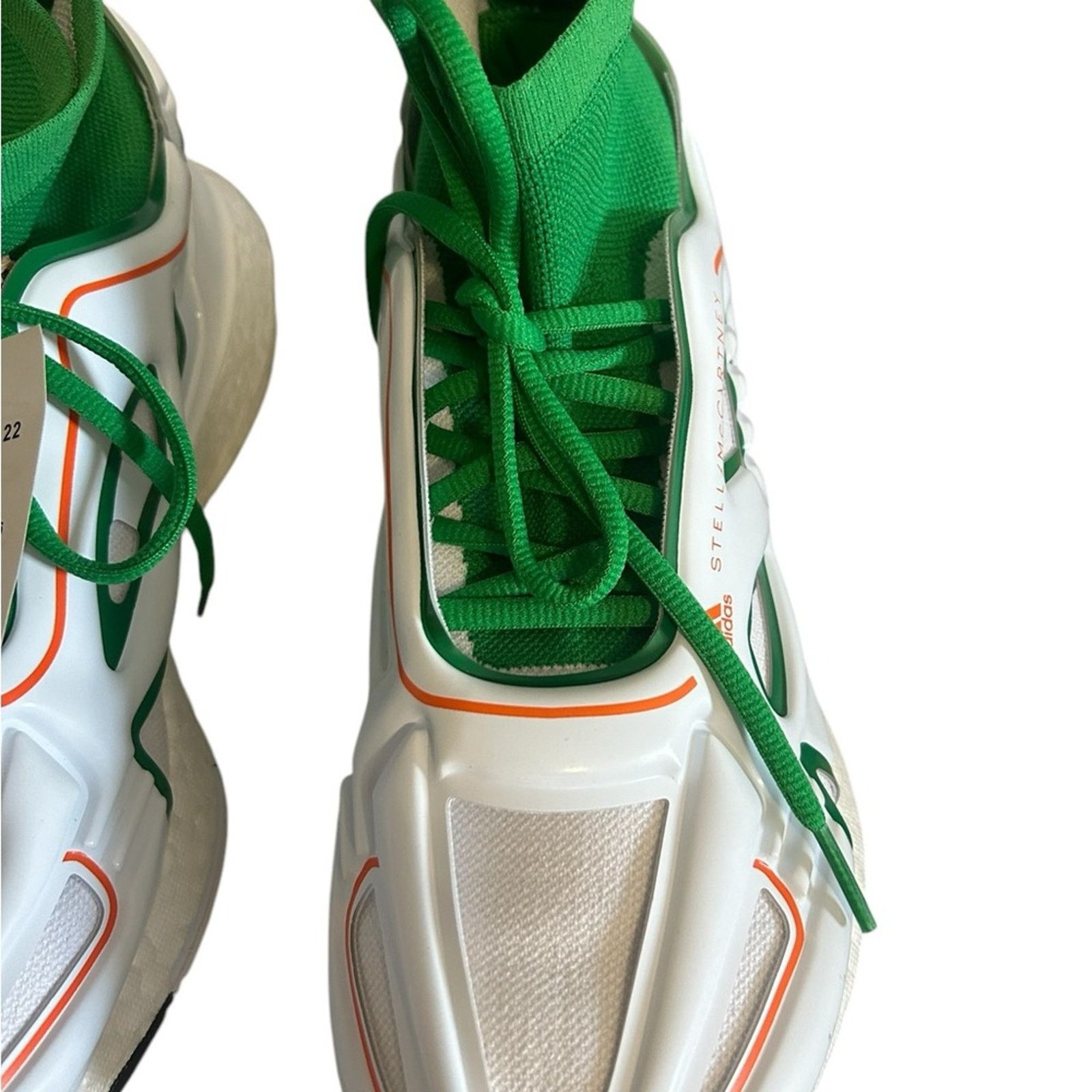 Stella McCartney ADIDAS BY STELLA MCCARTNEY ULTRABOOST 22 Green White NIB 9 Size US 9 / IT 39 - 5 Thumbnail