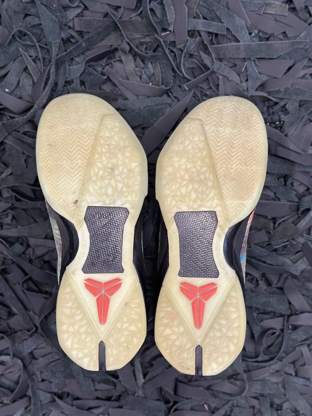 Nike Nike Kobe 7 Galaxy AS Size US 13 / EU 46 - 5 Thumbnail