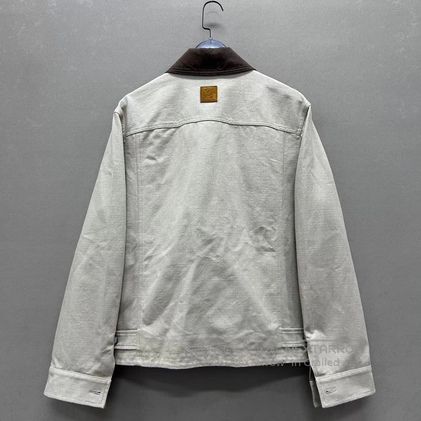 Louis Vuitton Beige Zip-Front Jacket with Corduroy Collar. Size US S / EU 44-46 / 1 - 2 Thumbnail