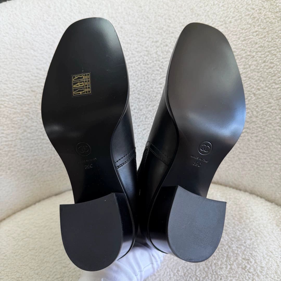 Chanel Chanel Black Block Heel Short Boots 39C 8008 Size US 8.5 / IT 38.5 - 4 Thumbnail