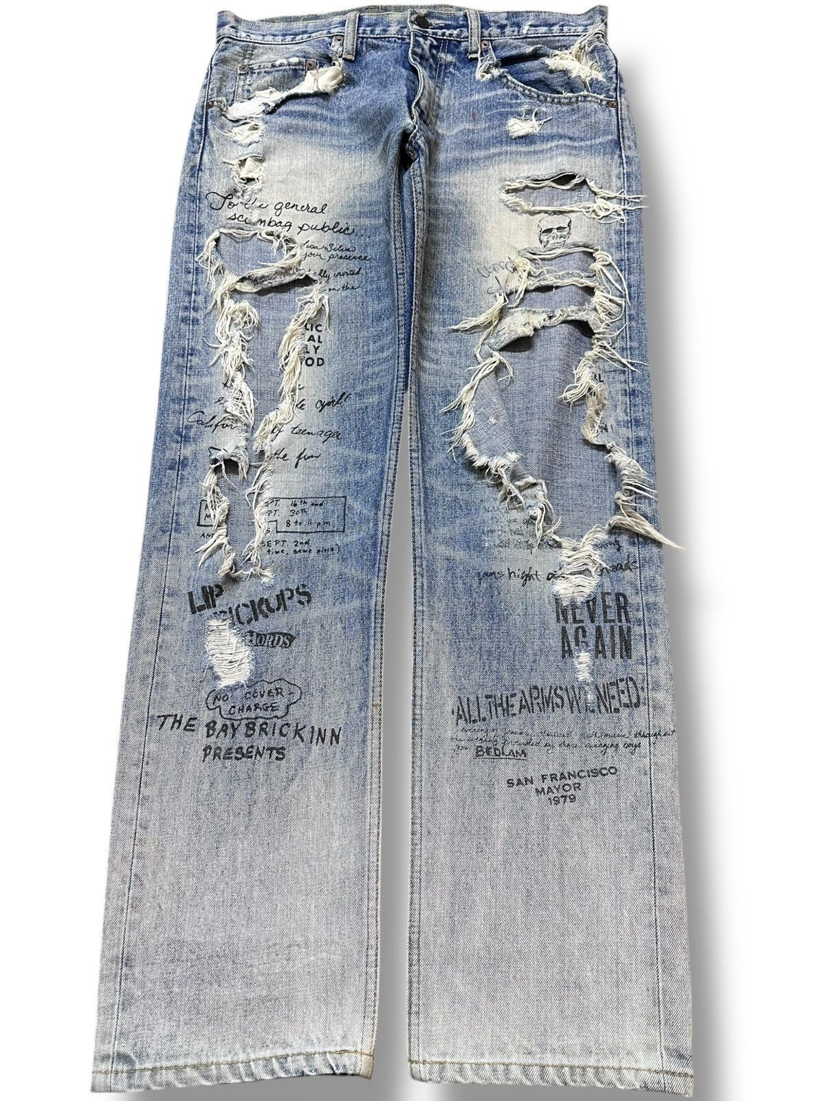 Japanese Brand Vintage RNA.Inc Writing Artwork Ripped Distressed Denim Size US 33 - 1 Thumbnail