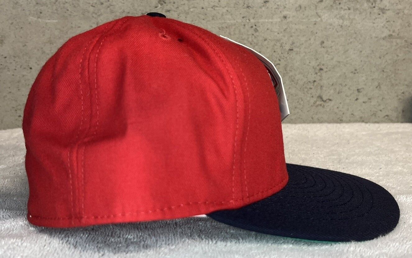 MLB Vintage NWT Boston Red Sox Cooperstown Collection Size 7 ½ Size ONE SIZE - 3 Thumbnail