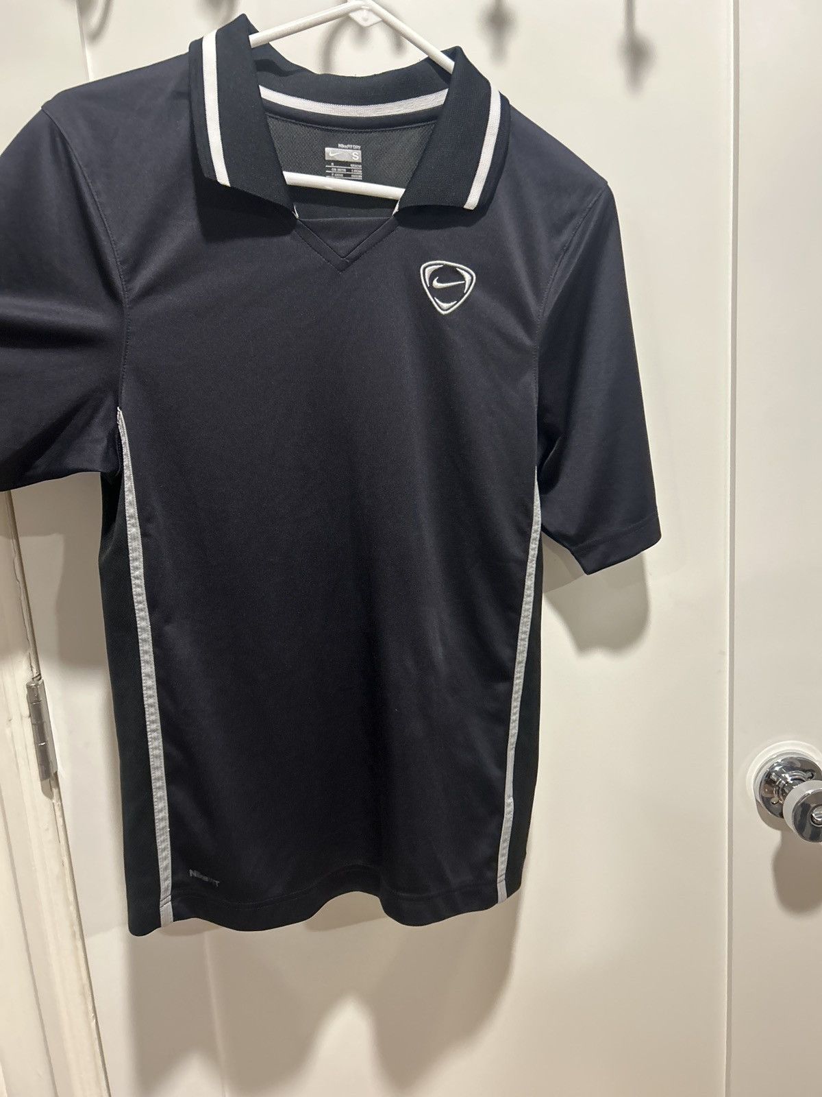 Nike vintage nike golf shirt Size US S / EU 44-46 / 1 - 1 Thumbnail