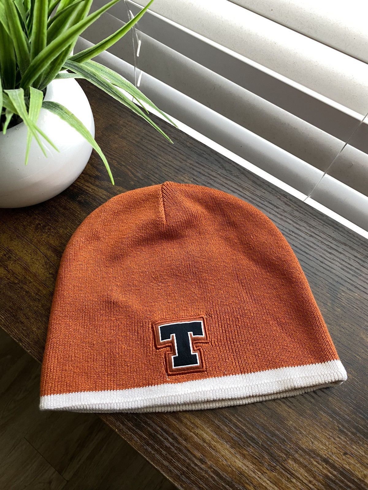 Vintage Vintage Texas Longhorns Reversible Skully Beanie Size ONE SIZE - 1 Thumbnail