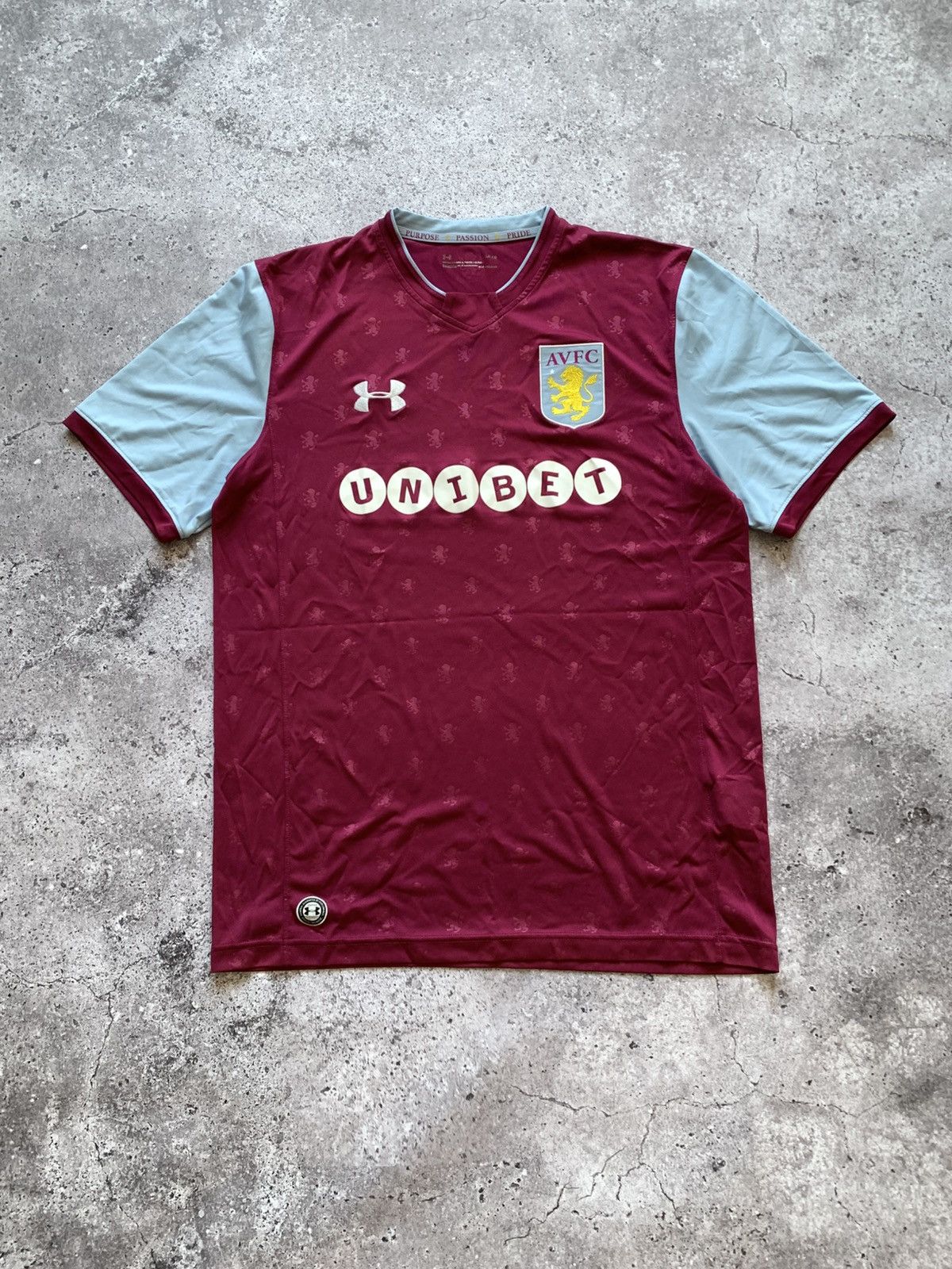 Under Armour 🔥UNDER ARMOUR ASTON VILLA 2017/18 HOME SOCCER SHIRT JERSEY Size US L / EU 52-54 / 3 - 1 Thumbnail