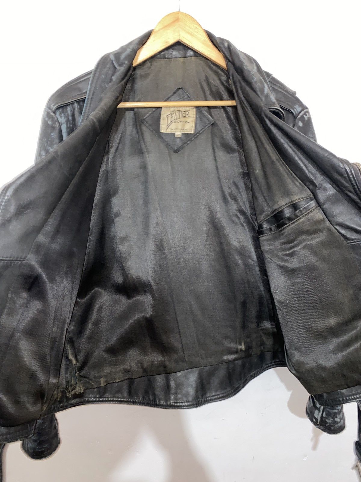 Vintage Rare Vintage True Punk Distressed Leather Biker Jacket Size US L / EU 52-54 / 3 - 6 Thumbnail