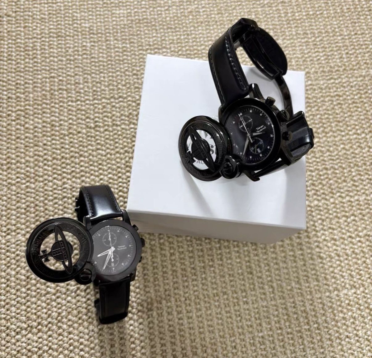 Vivienne Westwood Vivienne Westwood Saturn Sliding Cover Black Watch J29 Size ONE SIZE - 2 Thumbnail