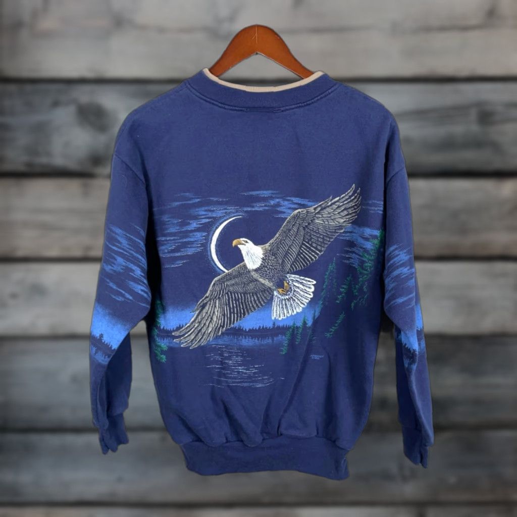 Vintage VINTAGE Woolrich Sweatshirt Henley 90s Eagle Print Adult Medium Blue Men’s Woolrich Logo Graphic Print Pockets Crew Neck Size US M / EU 48-50 / 2 - 1 Thumbnail
