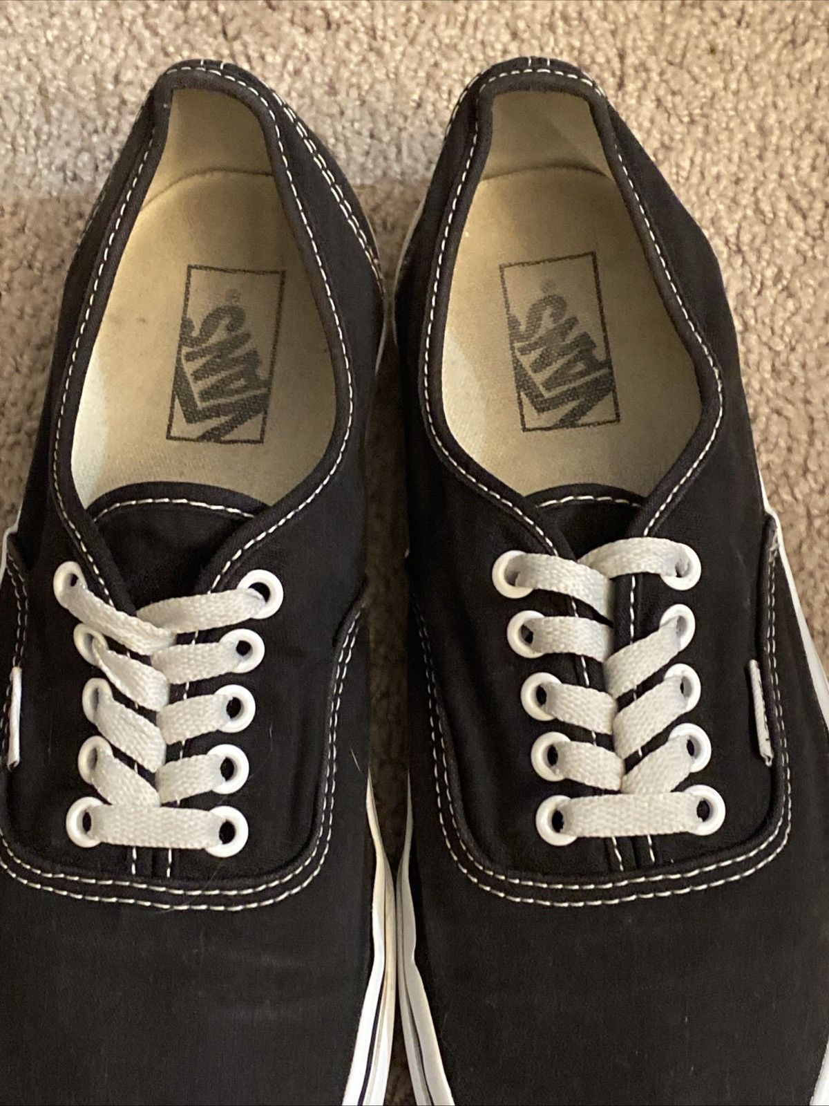 Vans Unisex Vans Off The wall Sk8 low Sneakers size 9.5M/ 11W Size US 9.5 / EU 42-43 - 9 Thumbnail