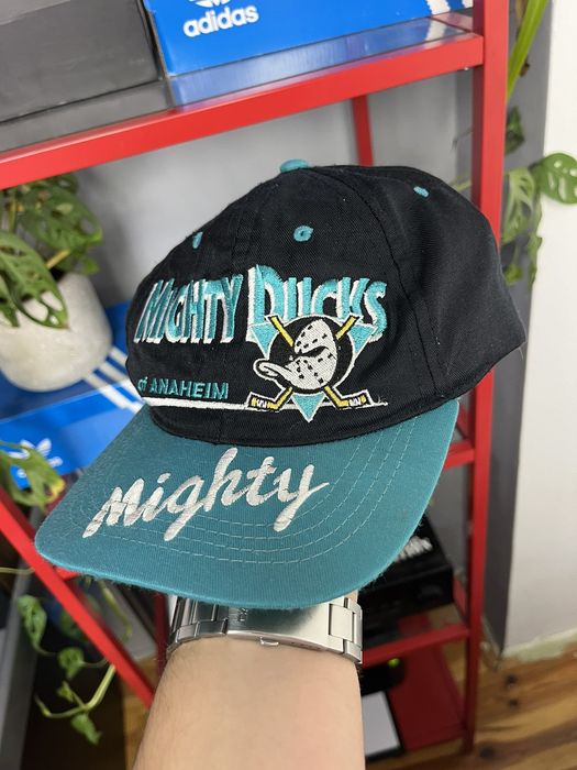 Vintage Vintage 90s Anaheim Mighty Ducks NHL embroidered bootleg