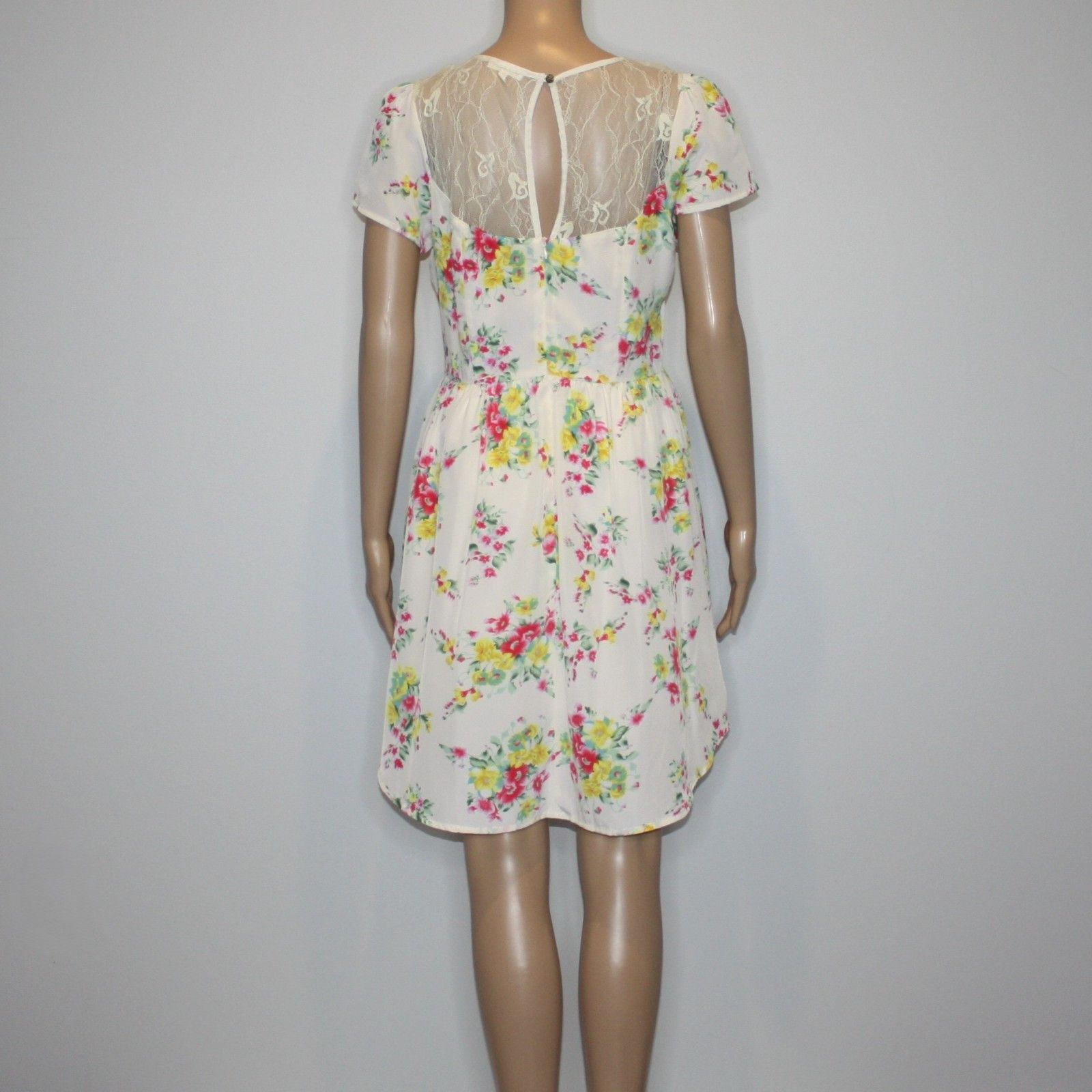 Other Under Skies Bloom for Improvement Cream Floral Print Dress Size M / US 6-8 / IT 42-44 - 10 Thumbnail