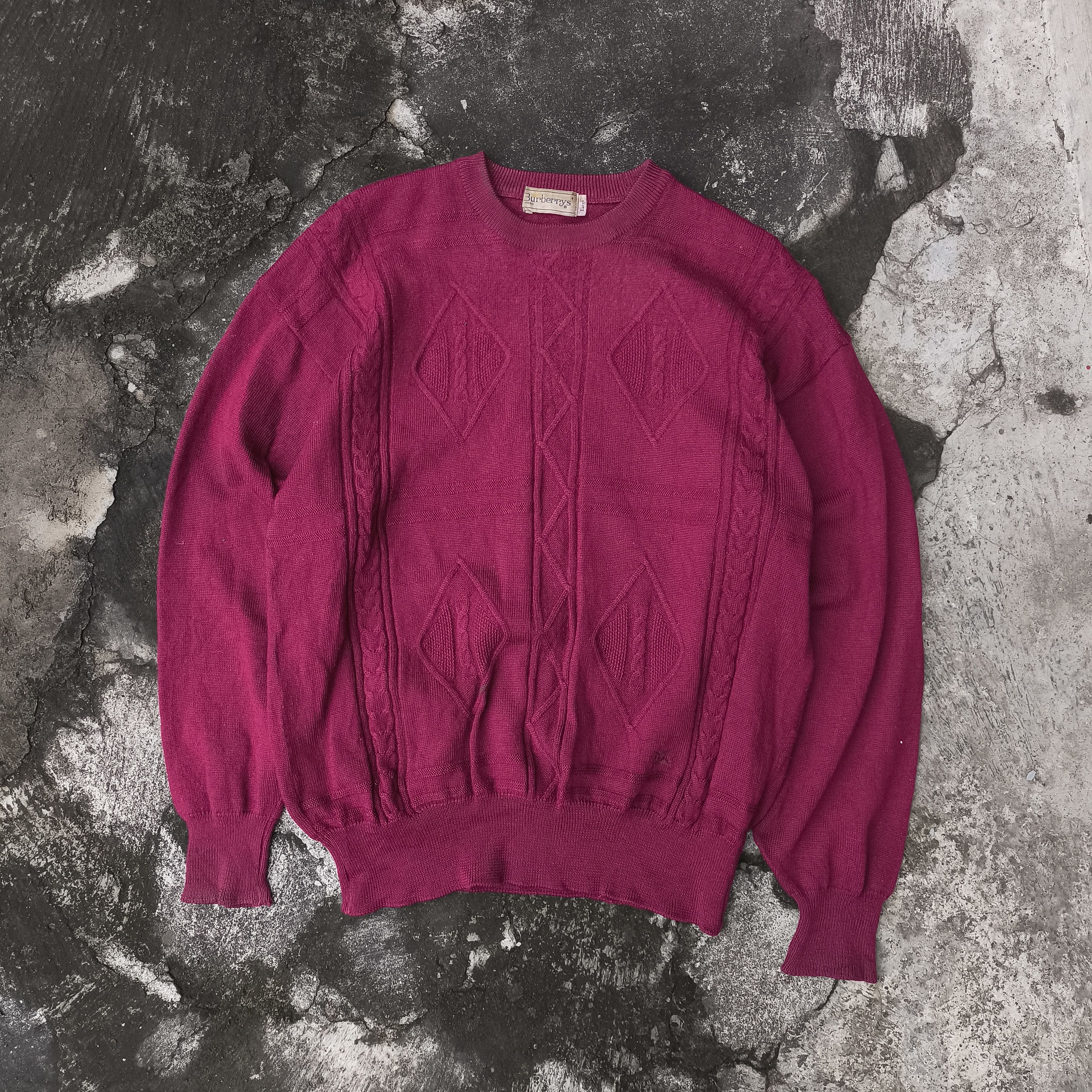 Burberry Vtg burberrys knitwear sweater sz tag L maybe fit m Size US M / EU 48-50 / 2 - 1 Thumbnail