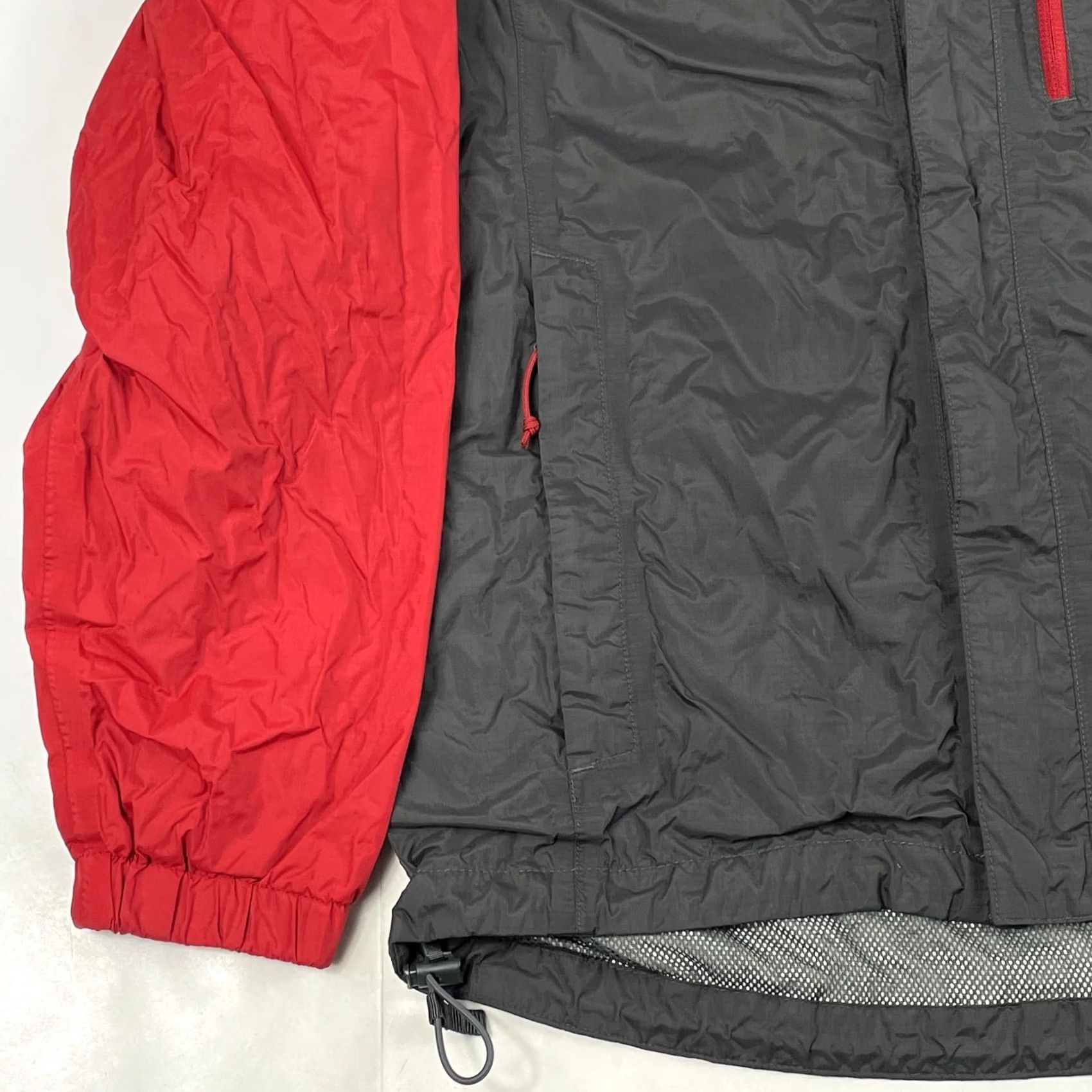 The North Face - Brand: The title includes "The North Face" - which is explicitly stated in the description Size US S / EU 44-46 / 1 - 7 Thumbnail