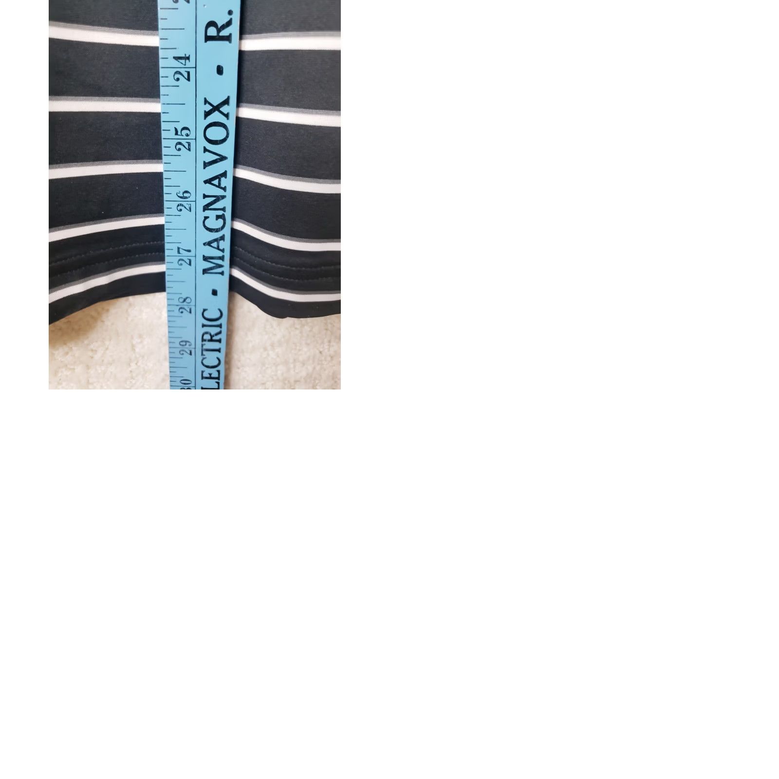 Under Armour UNDER ARMOUR HEATGEAR Polo Shirt Striped Short Sleeve Men S Black White Loose Fit Polo Collar 38 in S Regular Mens Size US S / EU 44-46 / 1 - 9 Thumbnail