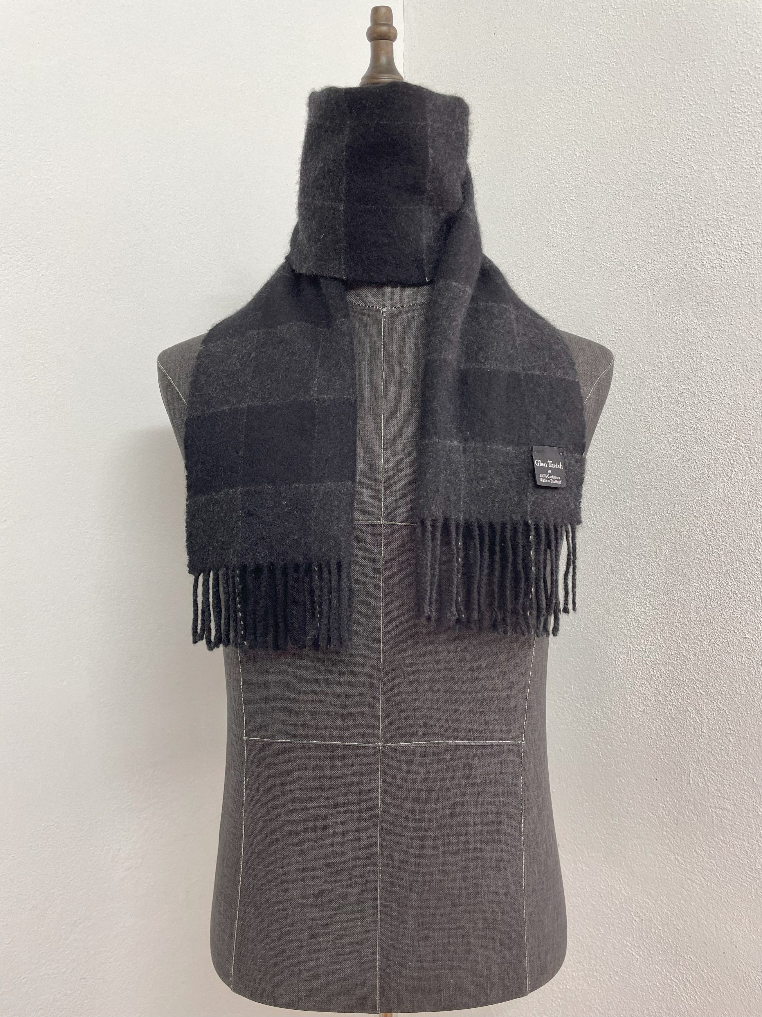 Vintage Glen Tavish Scarf / Muffler - 6176 Size ONE SIZE - 1 Thumbnail