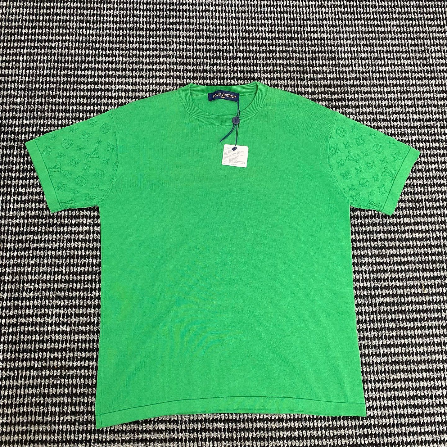 Louis Vuitton Louis Vuitton Monogram Short Sleeve T-Shirt Size M Size US M / EU 48-50 / 2 - 1 Thumbnail