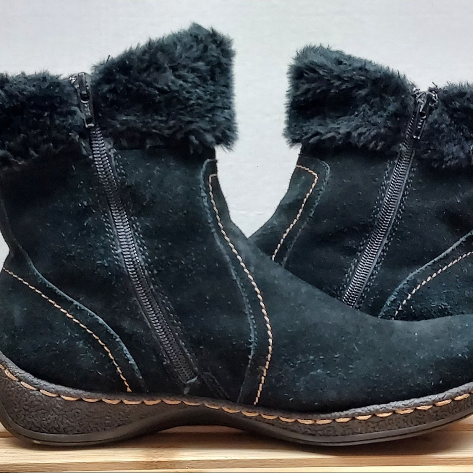 Other St.John's Bay Womens | Black Leather Ankle Zip Boots Size 9 Size US 9 / IT 39 - 8 Thumbnail
