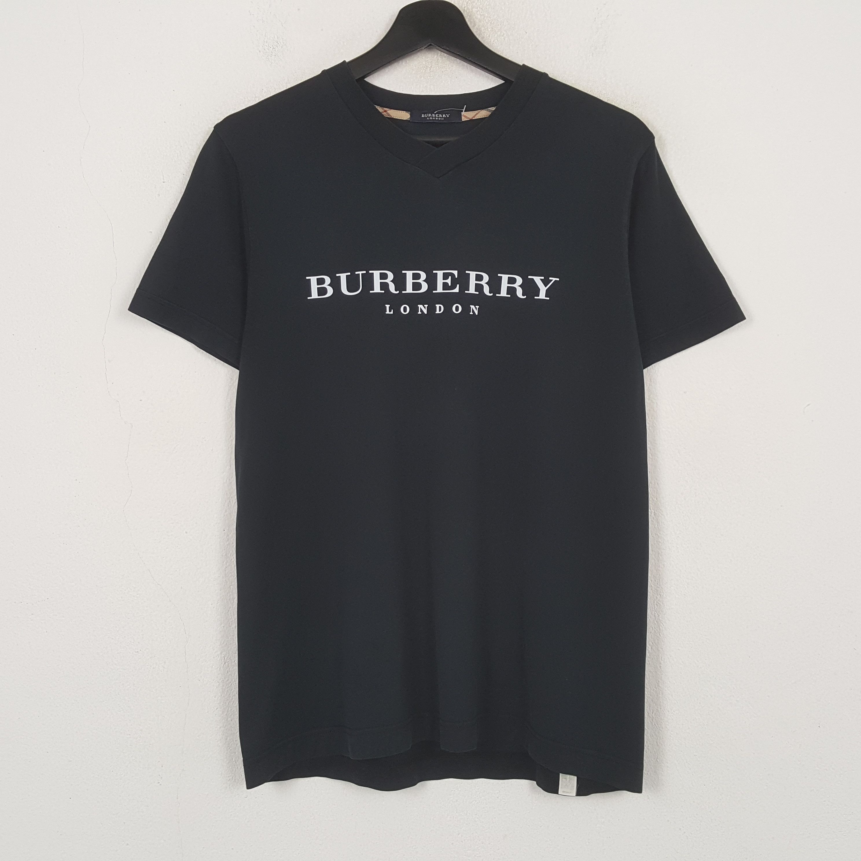 Burberry Burberry London Fashion Brand Custom Art Tshirt RR30 Size US M / EU 48-50 / 2 - 1 Thumbnail