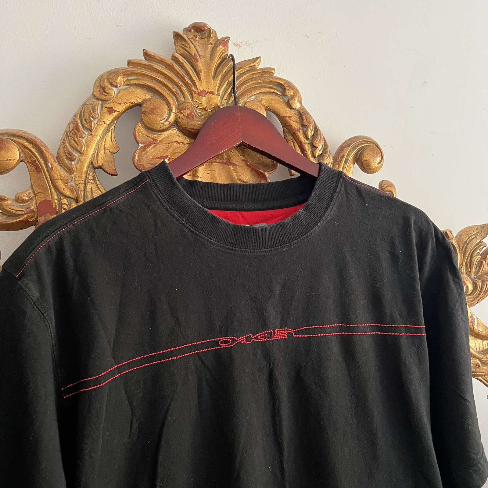 Vintage OAKLEY 00s Crazy Big Central Logo Vintage T Shirt Y2K
