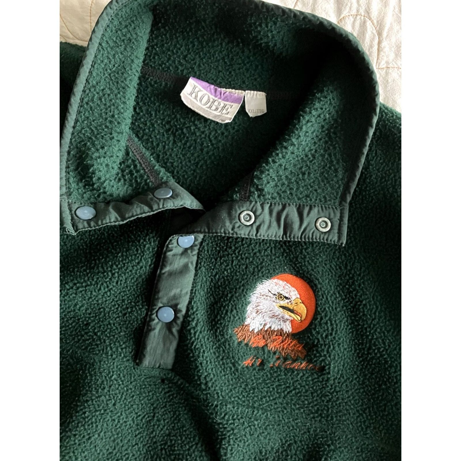 Vintage VINTAGE Kobe Sherpa Green Pullover Quarter Snap Bald Eagle Sweater XXL Mens Pullover Green Bald Eagle 90s Size US XXL / EU 58 / 5 - 2 Thumbnail