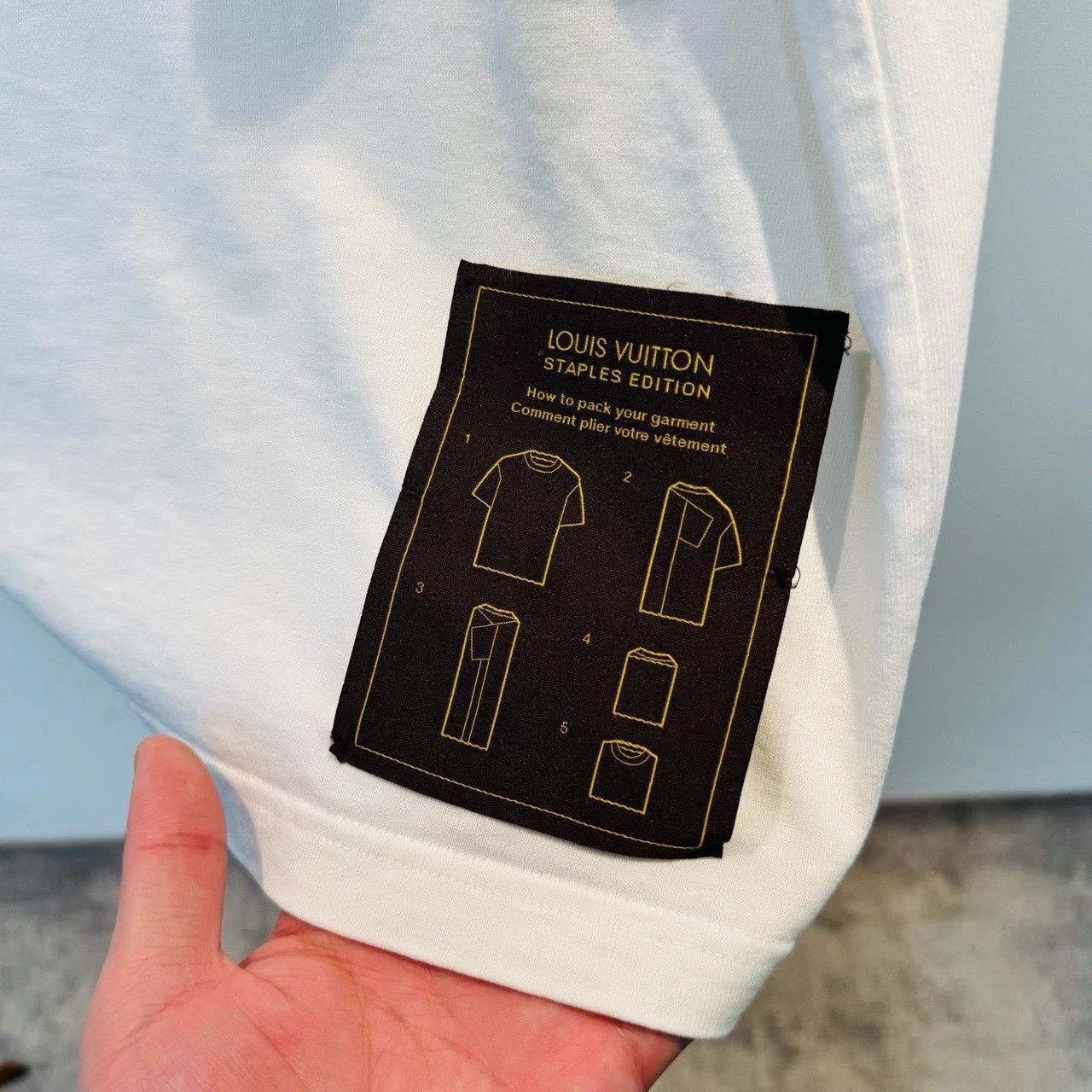 Louis Vuitton LV Inside Out T-shirt Size S Size US XL / EU 56 / 4 - 5 Thumbnail