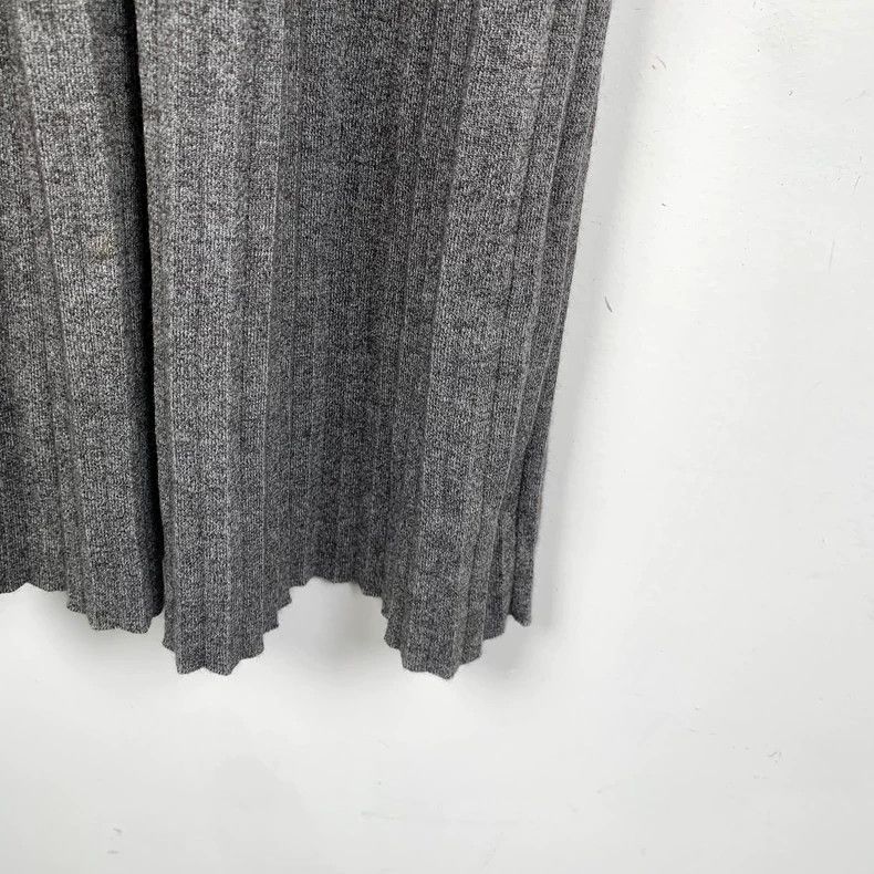 Chanel ChanelGray cotton round-neck long-sleeved knitted dress 250 Size XS / US 0-2 / IT 36-38 - 5 Thumbnail
